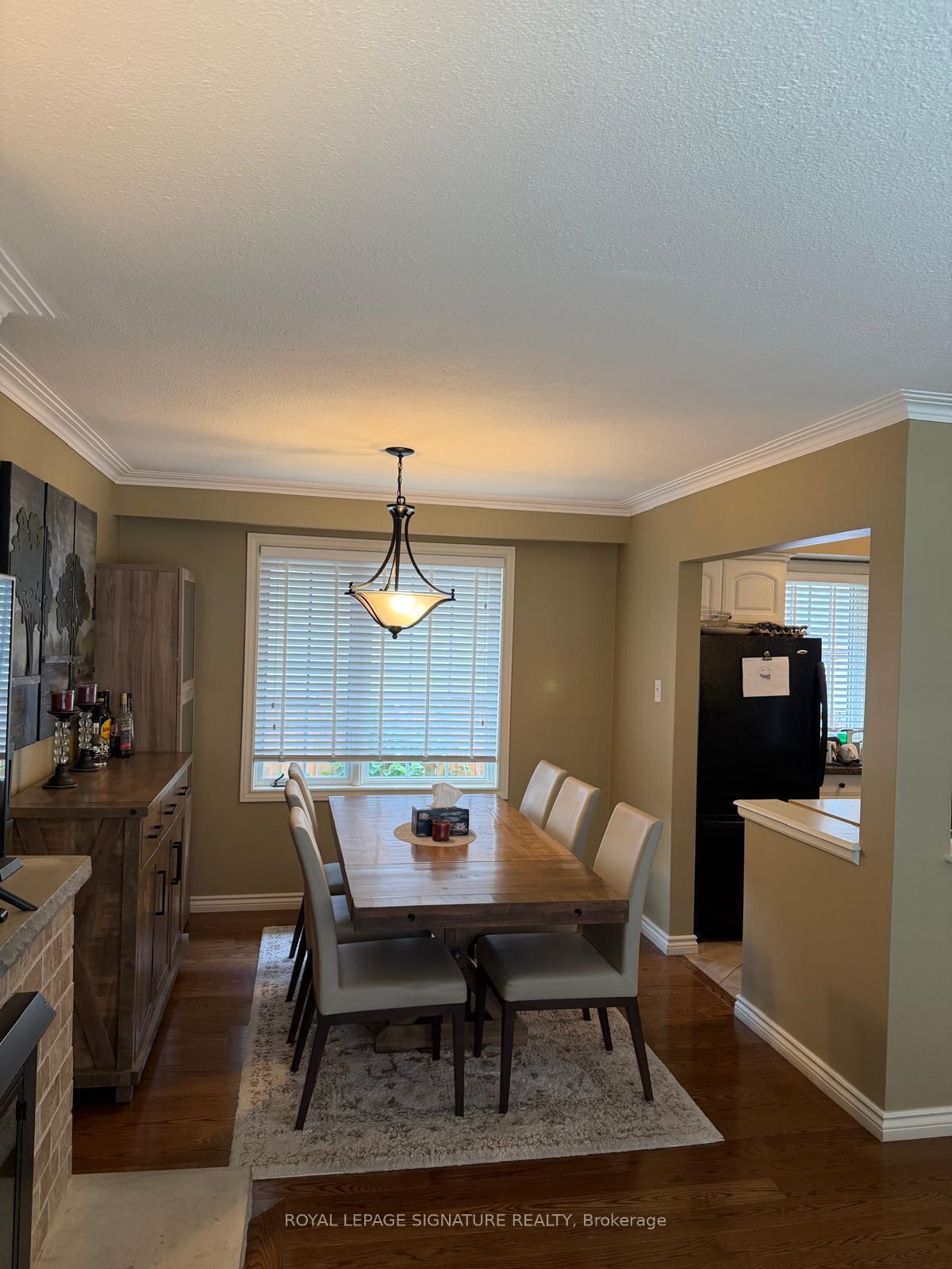 Photo 5 of 1207 Wood Place, Oakville, West — HOMEH
