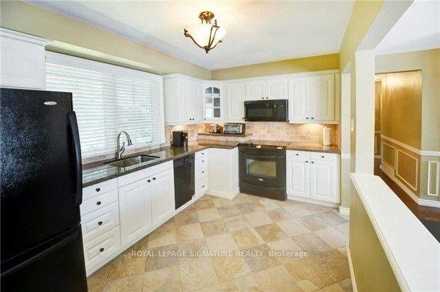 Photo 7 of 1207 Wood Place, Oakville, West — HOMEH