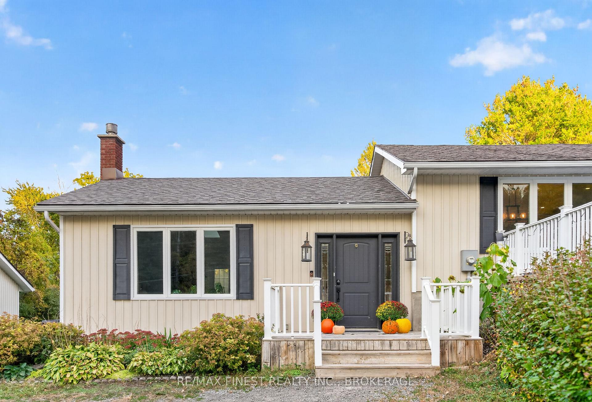 Photo 6 of 466 MacKenzie Road, Quinte West, Sidney Ward — HOMEH