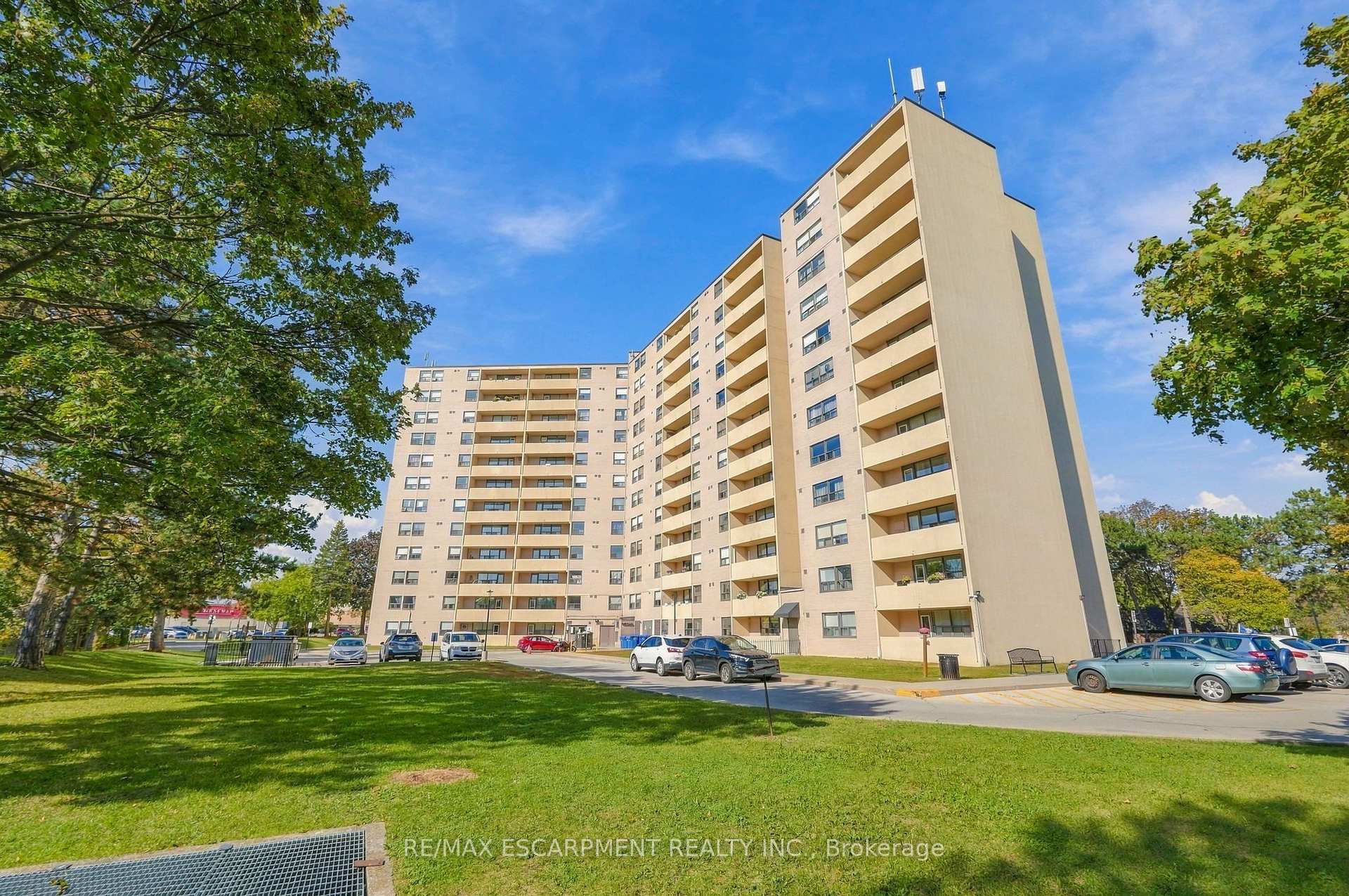 Photo of Unit 1111, 700 Dynes Road