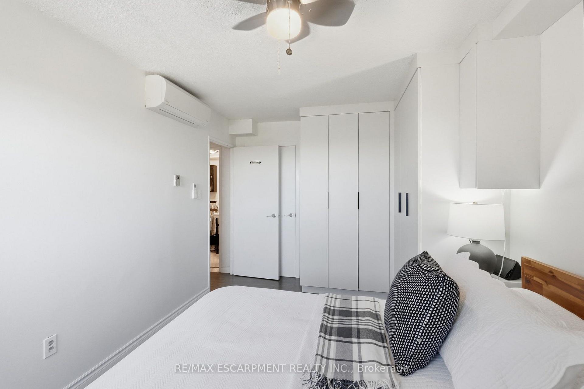 Photo 18 of Unit 1111, 700 Dynes Road, Burlington, Roseland — HOMEH
