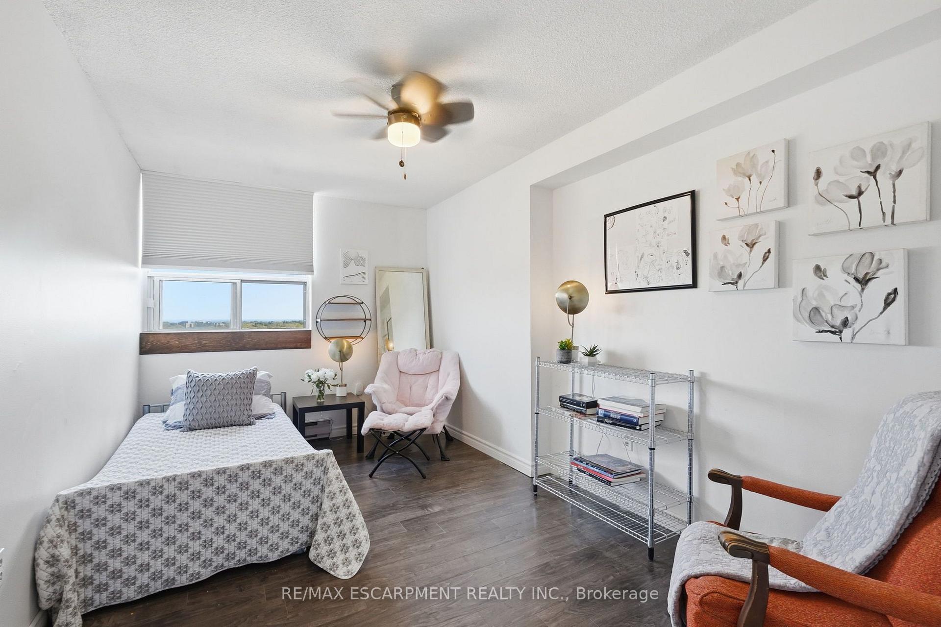 Photo 21 of Unit 1111, 700 Dynes Road, Burlington, Roseland — HOMEH