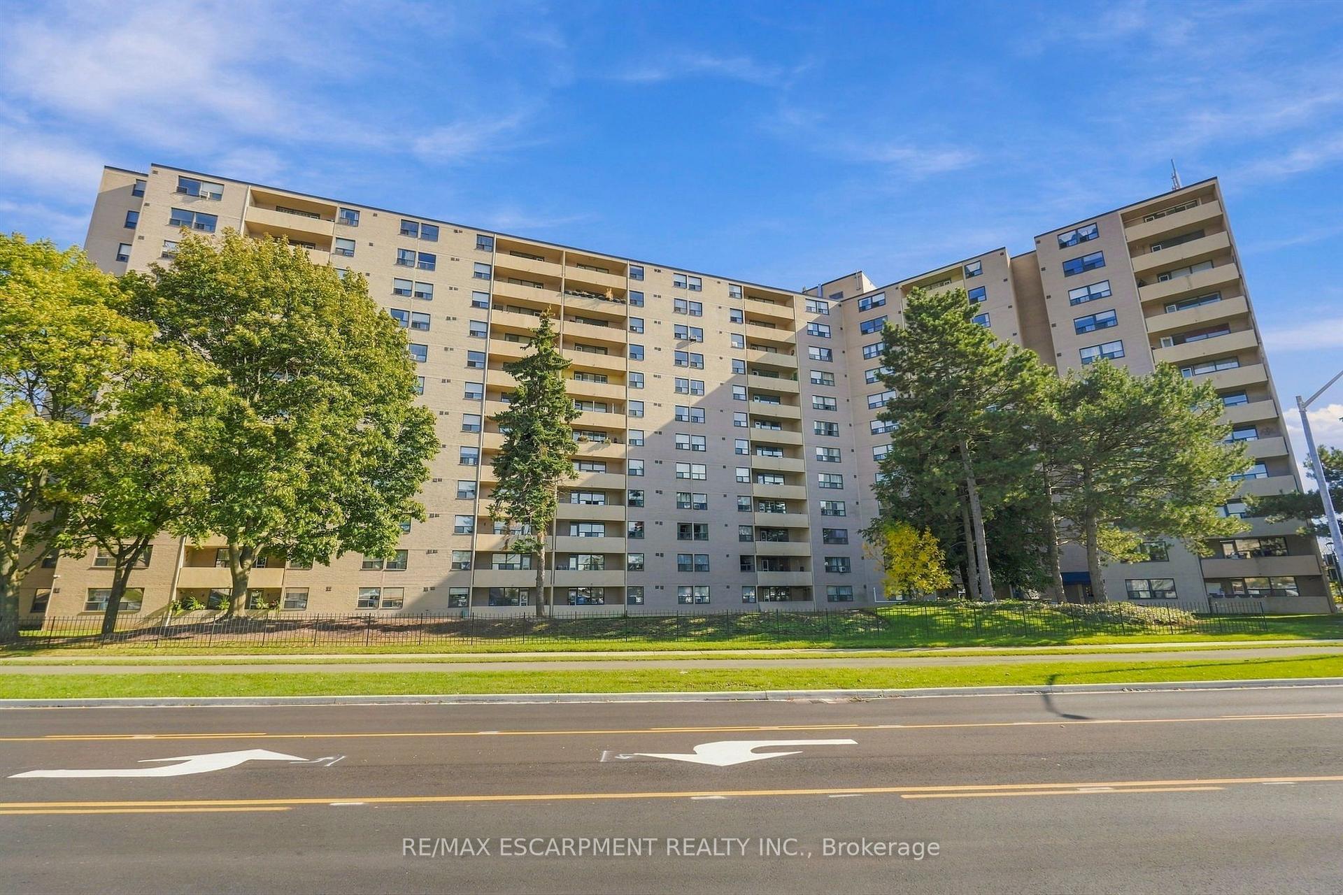 Photo 29 of Unit 1111, 700 Dynes Road, Burlington, Roseland — HOMEH