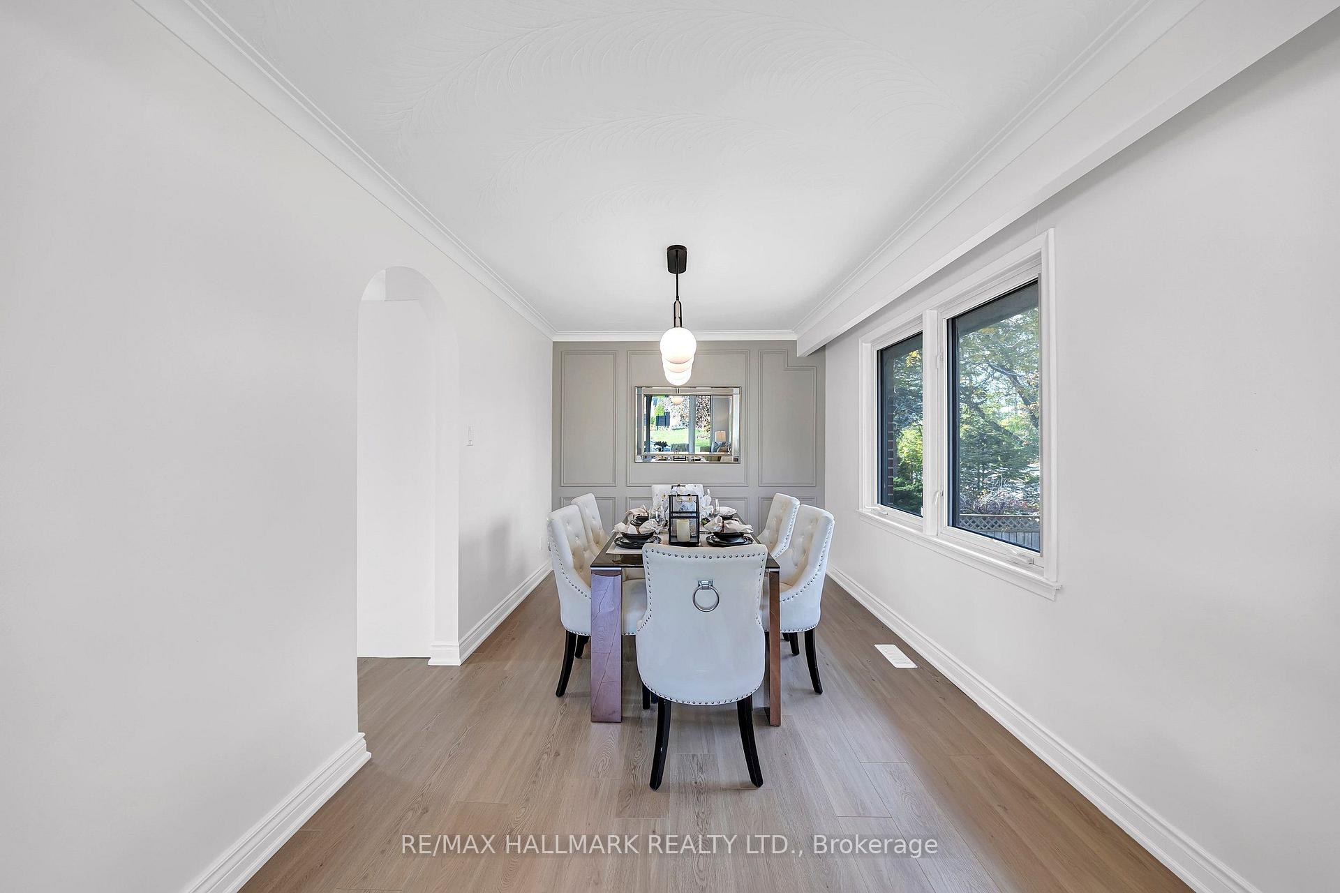 Photo 9 of 104 Benshire Drive, Scarborough, Woburn — HOMEH