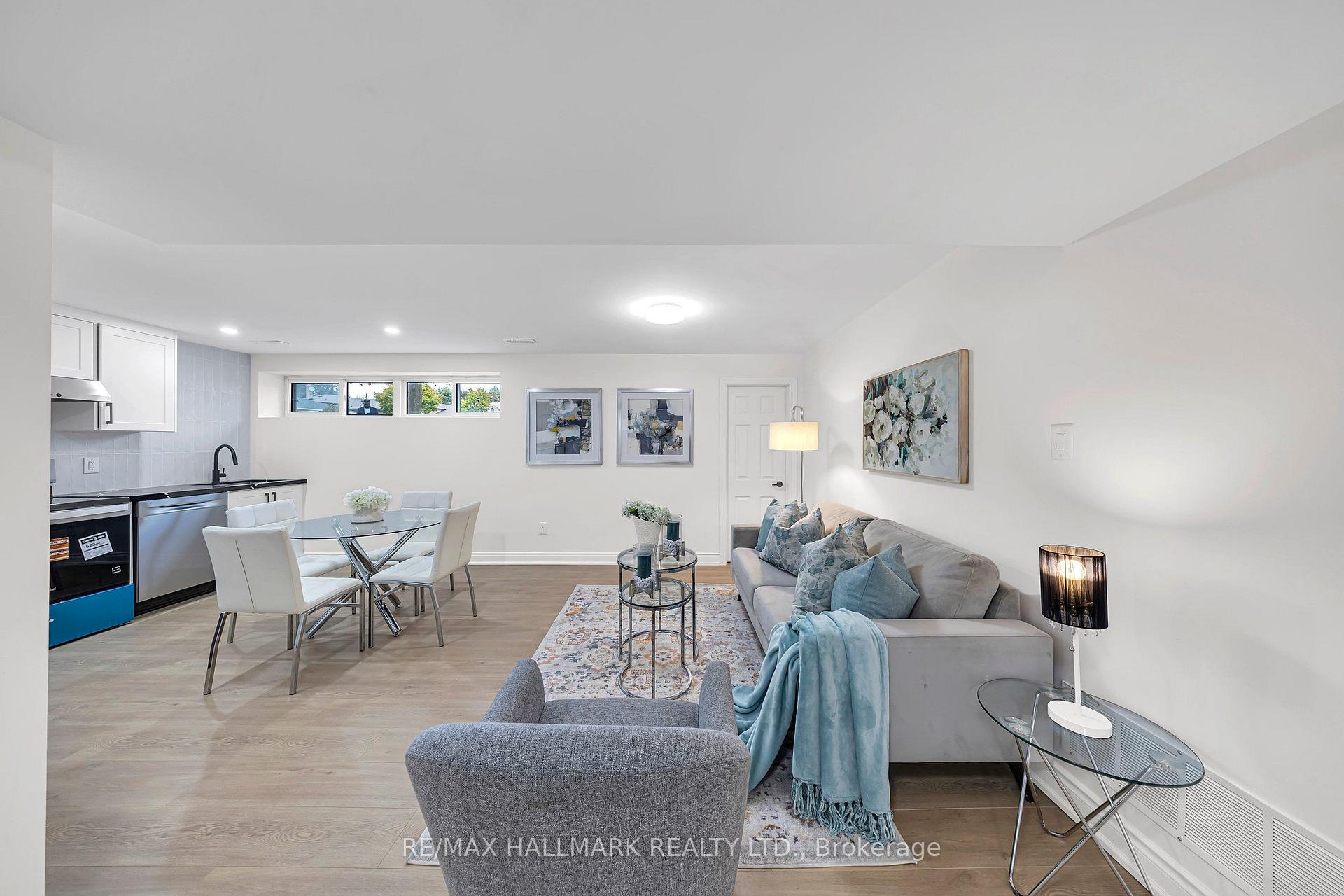 Photo 25 of 104 Benshire Drive, Scarborough, Woburn — HOMEH