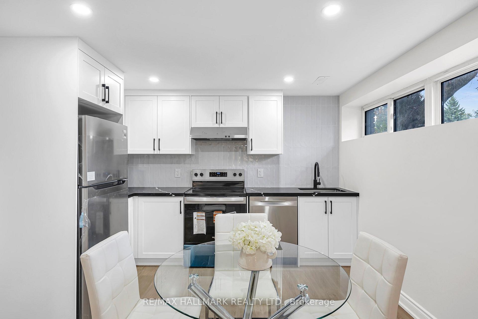 Photo 27 of 104 Benshire Drive, Scarborough, Woburn — HOMEH