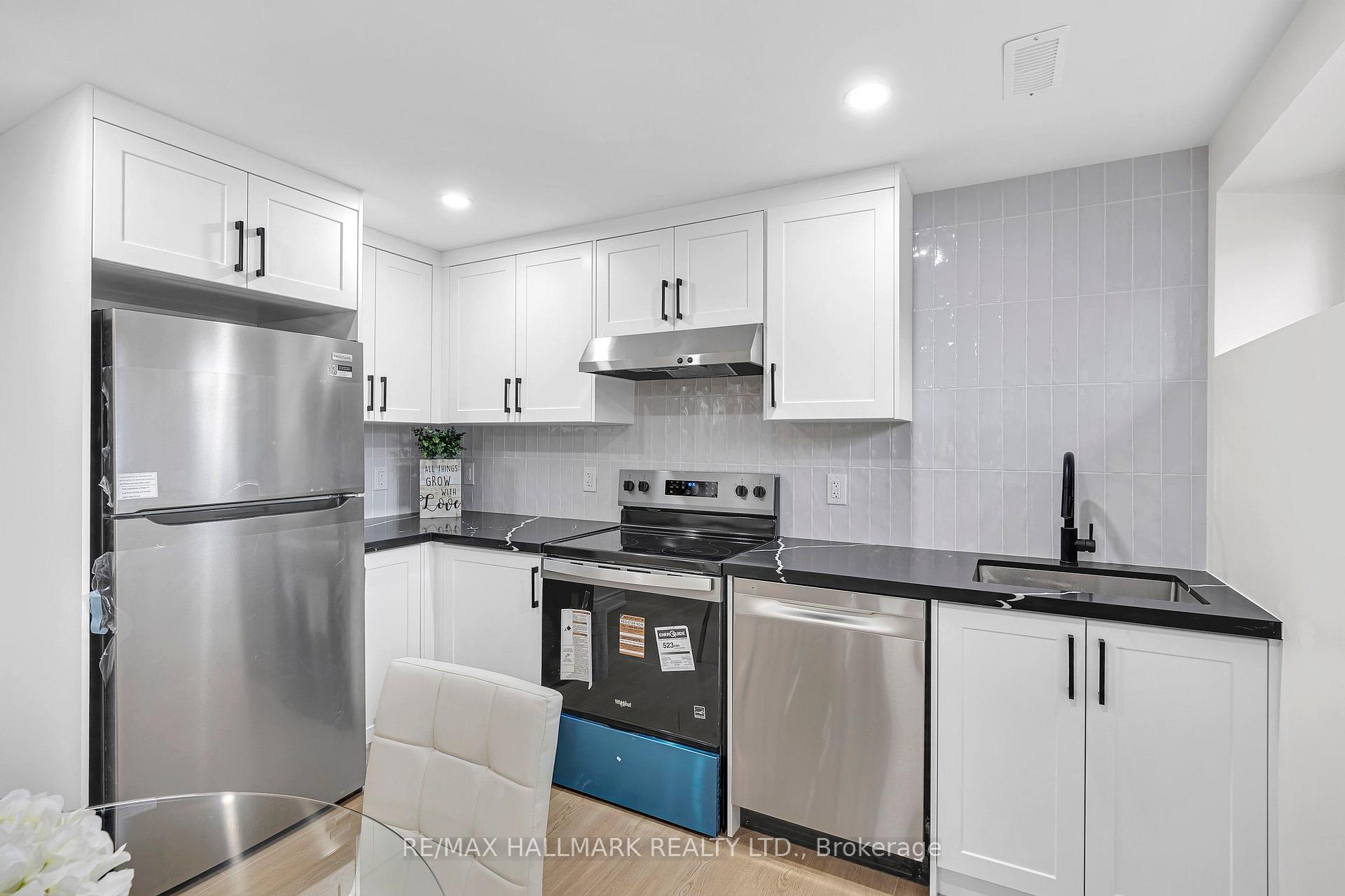 Photo 28 of 104 Benshire Drive, Scarborough, Woburn — HOMEH