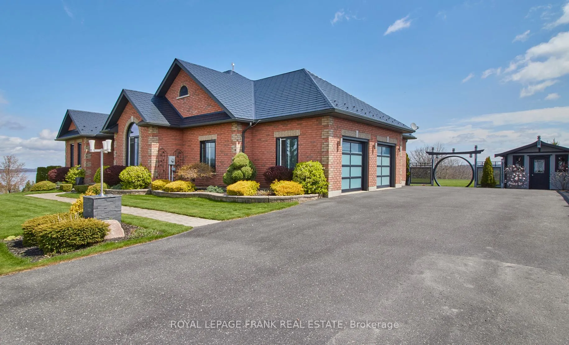 Photo 6 of 5387 Sutter Creek Drive, Hamilton Township, Rural Hamilton — HOMEH