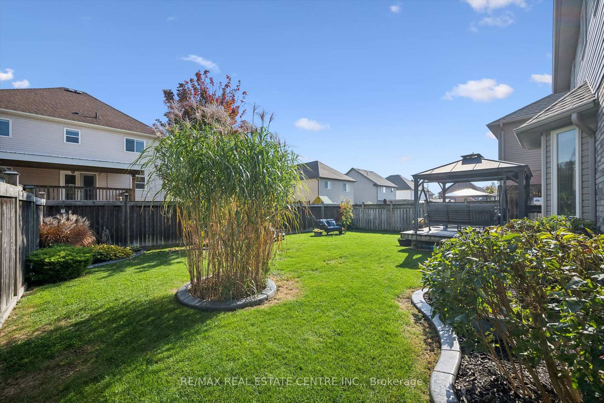 Photo 25 of 25 Hunsberger Drive, Wilmot, Baden — HOMEH