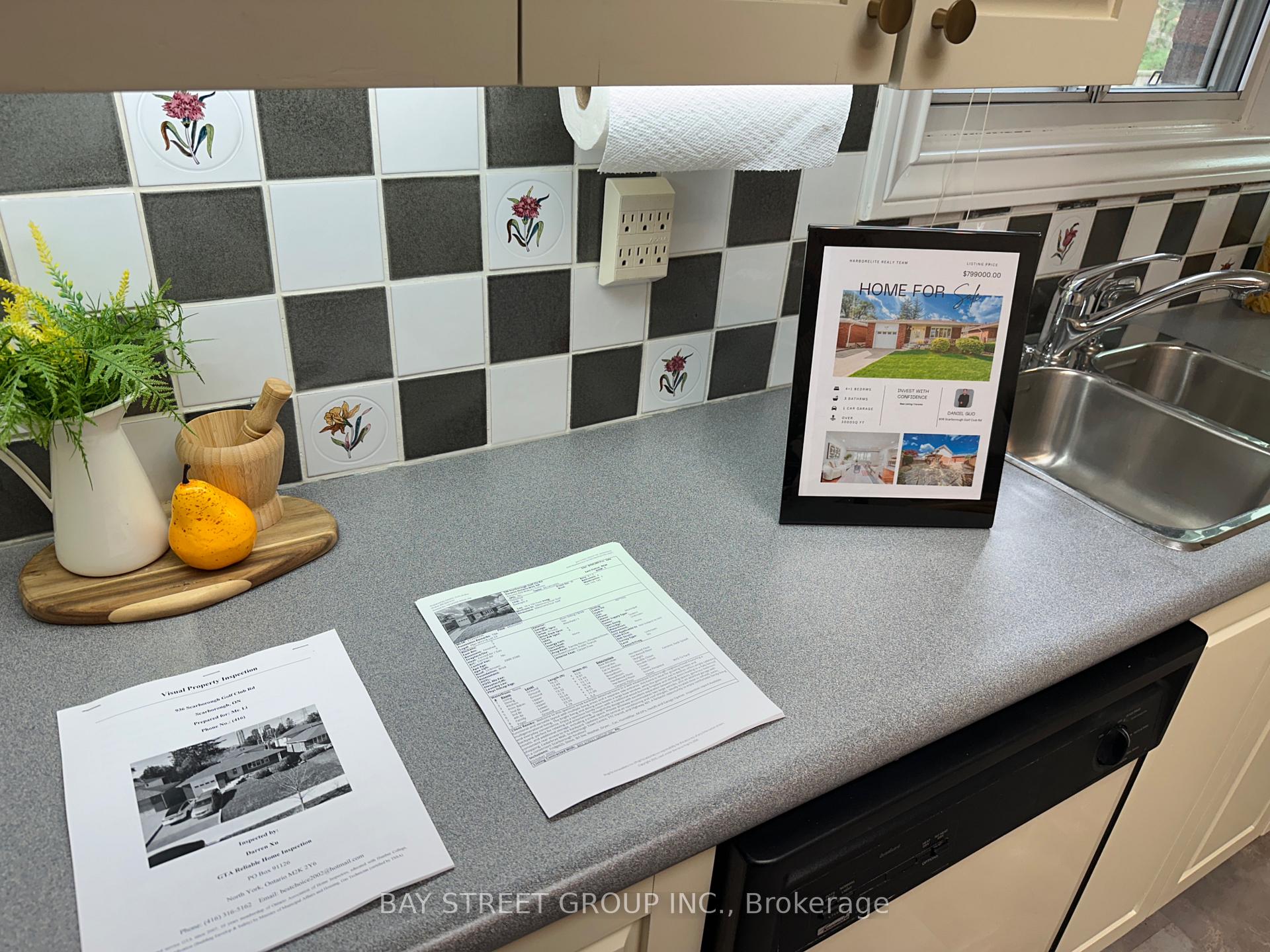 Photo 7 of 52 Hornchurch Crescent, Markham, Milliken Mills East — HOMEH
