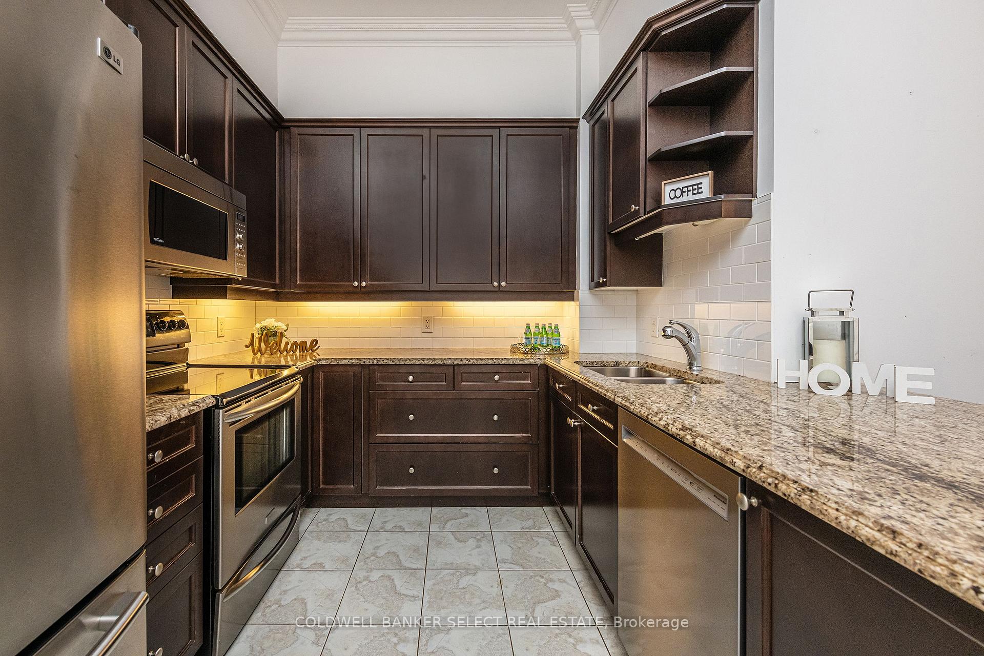 Photo 10 of Unit 503, 60 Ann Street, Caledon, Bolton West — HOMEH