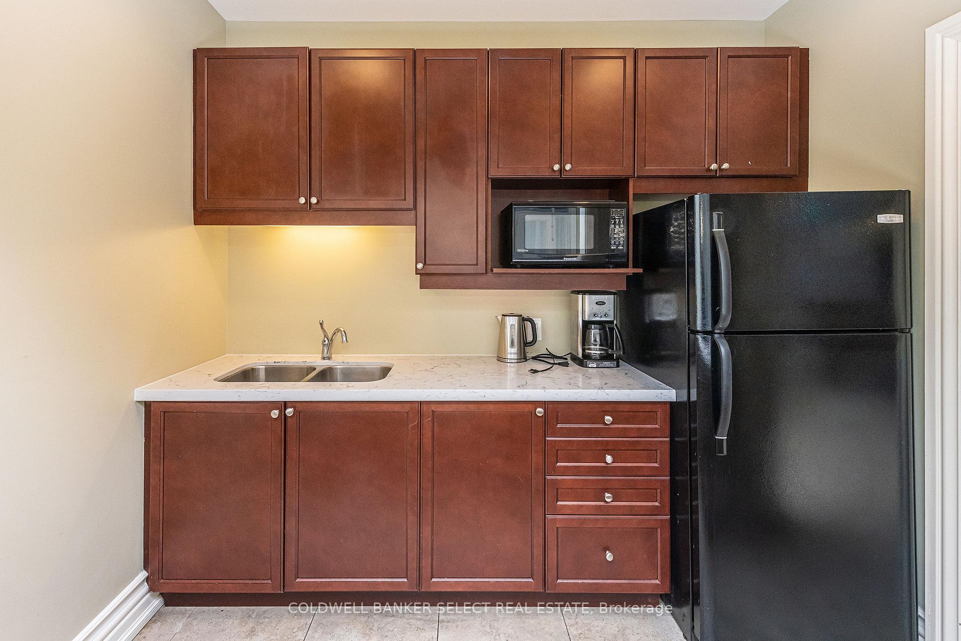 Photo 31 of Unit 503, 60 Ann Street, Caledon, Bolton West — HOMEH