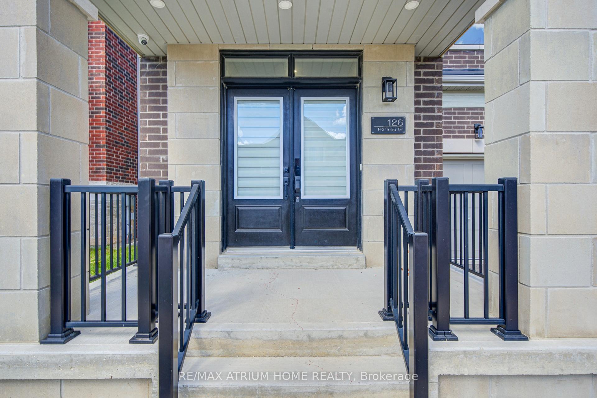 Photo 2 of 126 Hartney Drive, Richmond Hill, Rural Richmond Hill — HOMEH