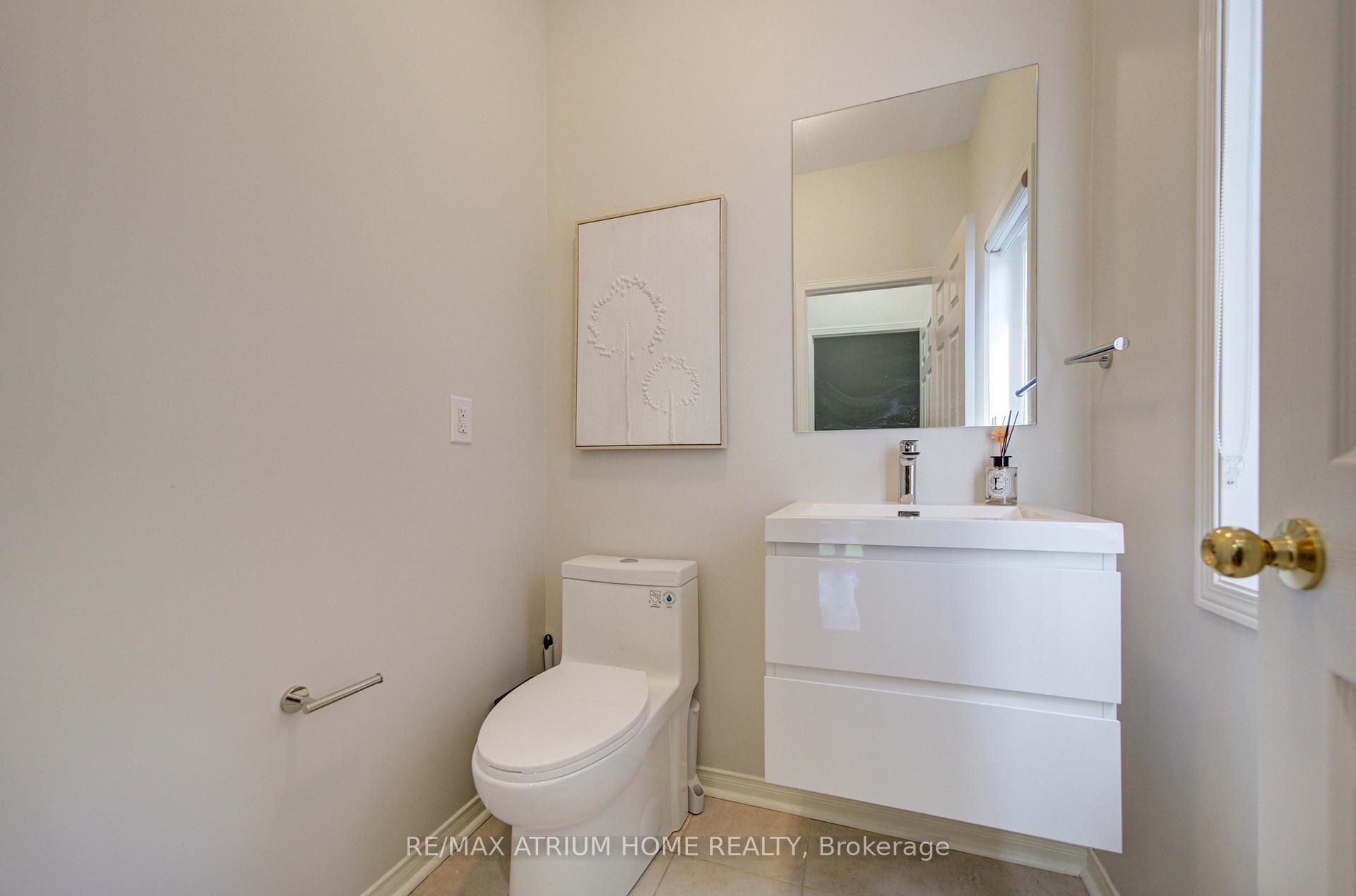 Photo 4 of 126 Hartney Drive, Richmond Hill, Rural Richmond Hill — HOMEH