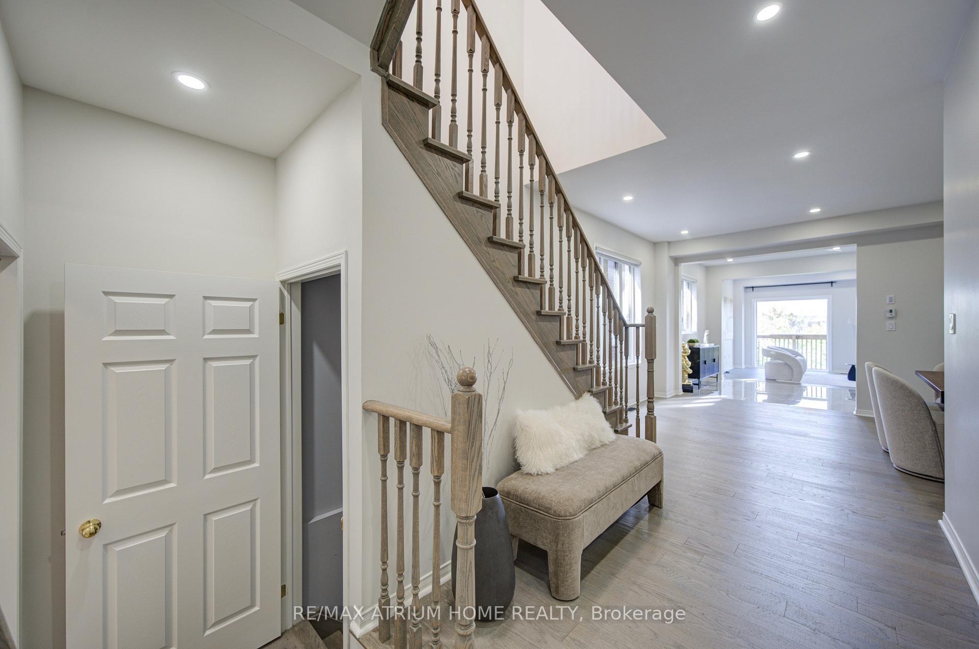 Photo 5 of 126 Hartney Drive, Richmond Hill, Rural Richmond Hill — HOMEH
