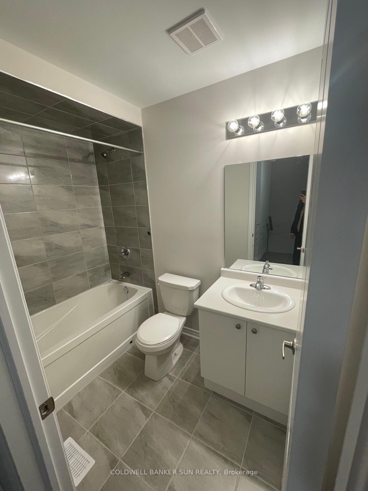 Photo 17 of Unit 15, 7 Arietta Lane, Hamilton, Winona — HOMEH