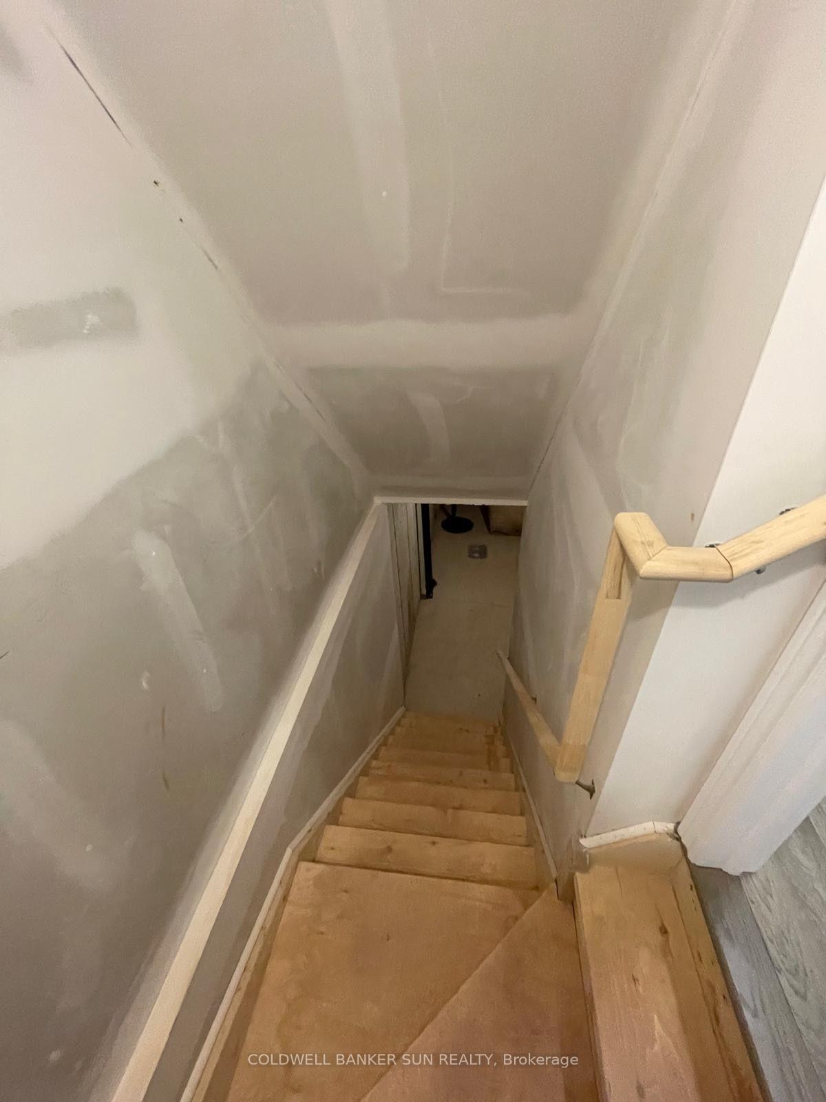 Photo 18 of Unit 15, 7 Arietta Lane, Hamilton, Winona — HOMEH