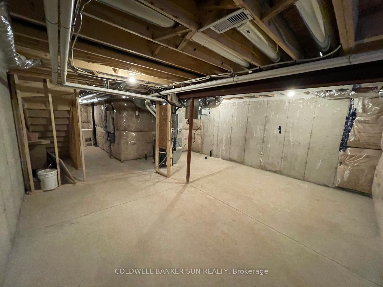 Photo 21 of Unit 15, 7 Arietta Lane, Hamilton, Winona — HOMEH