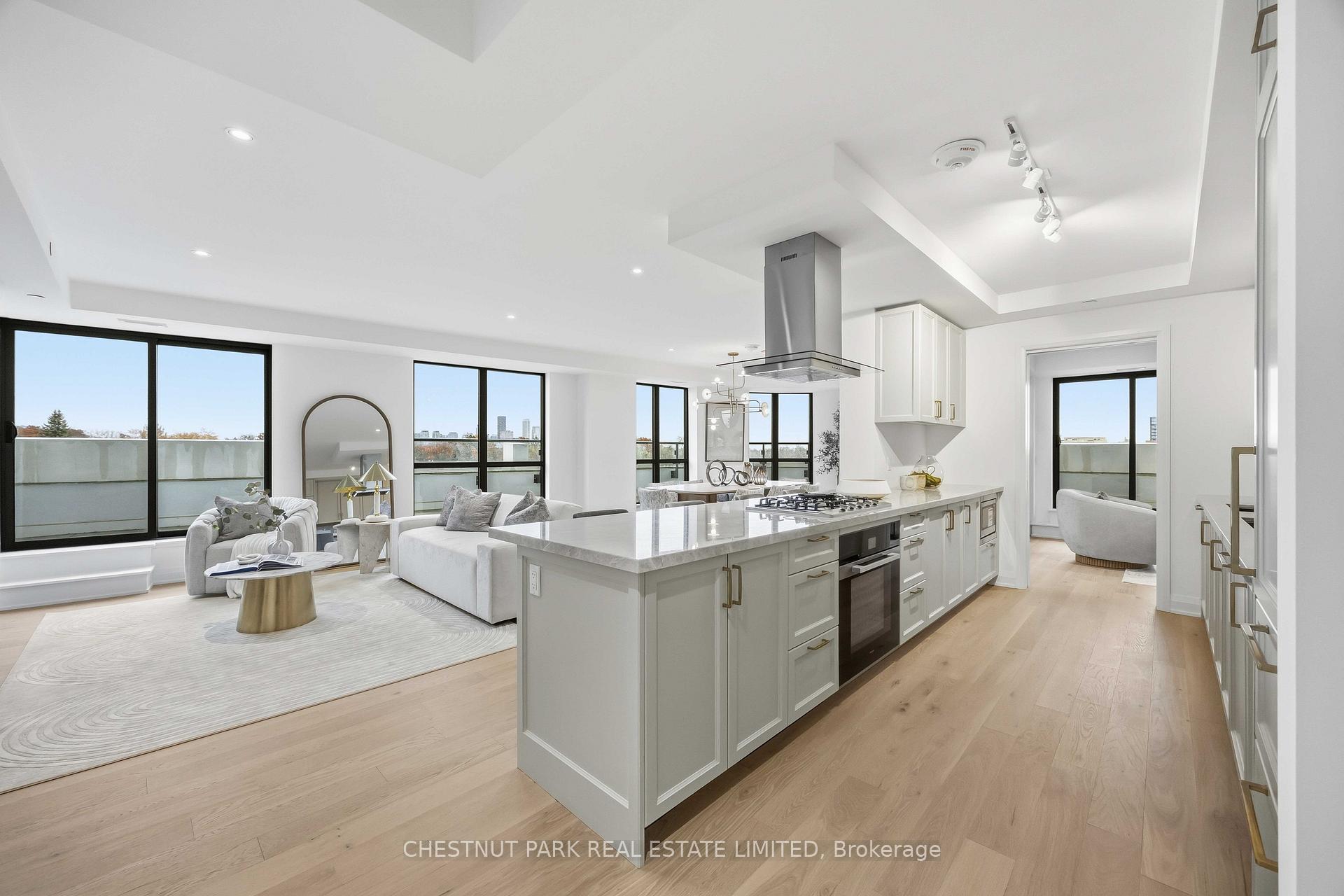 Photo of Unit 409, 505 Glencairn Avenue