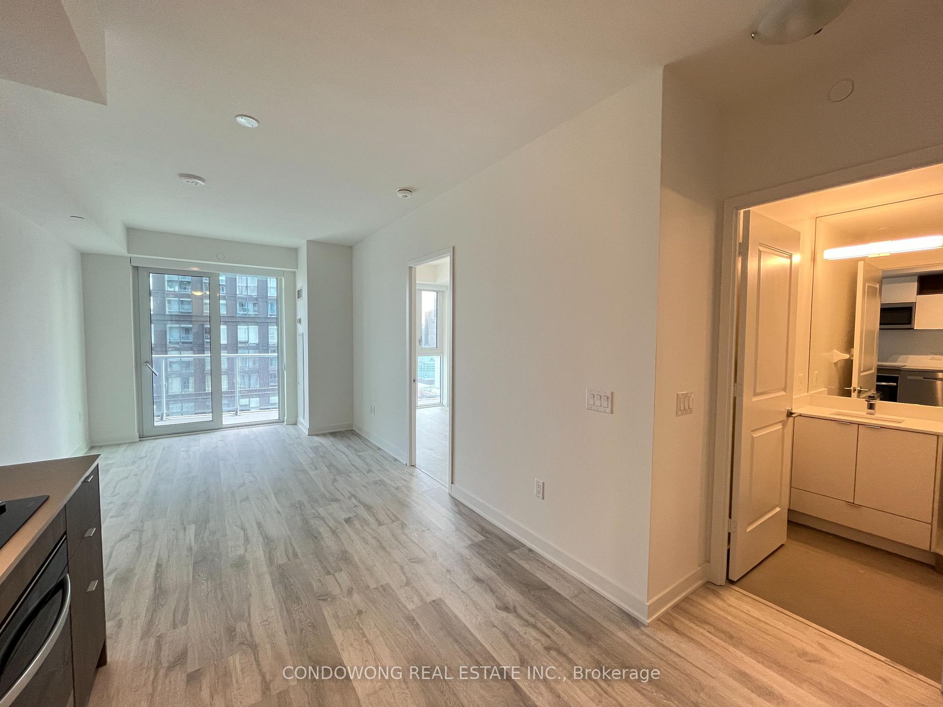 Photo 4 of Unit 3308, 100 Dalhousie Street, Toronto, Waterfront Communities — HOMEH