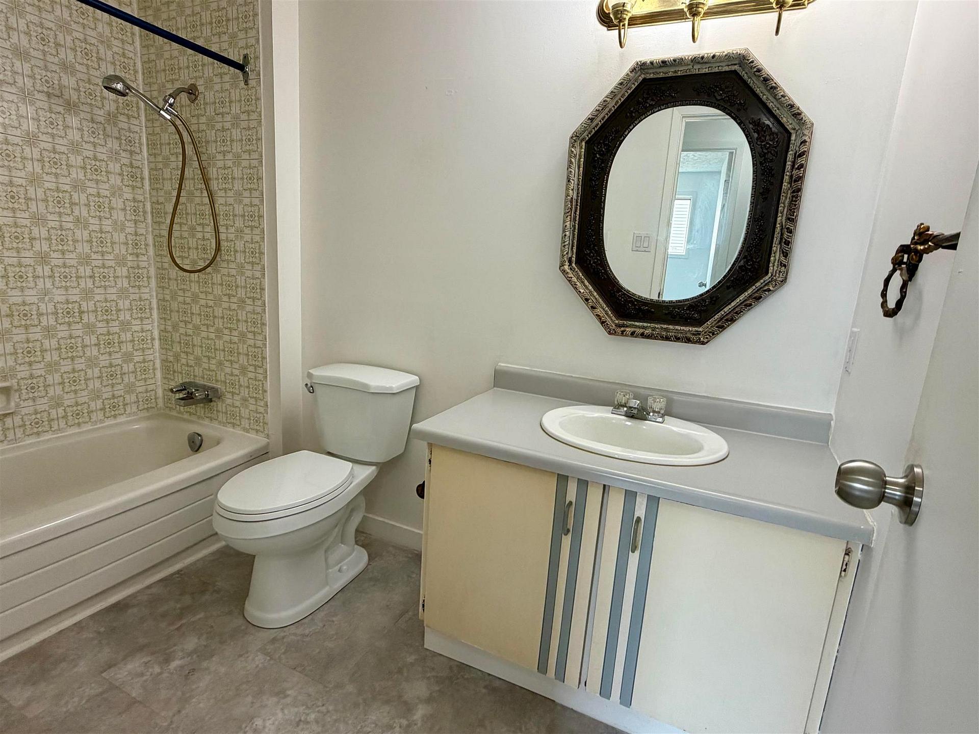 Photo 14 of 21 LaPrairie Crescent, Elliot Lake — HOMEH