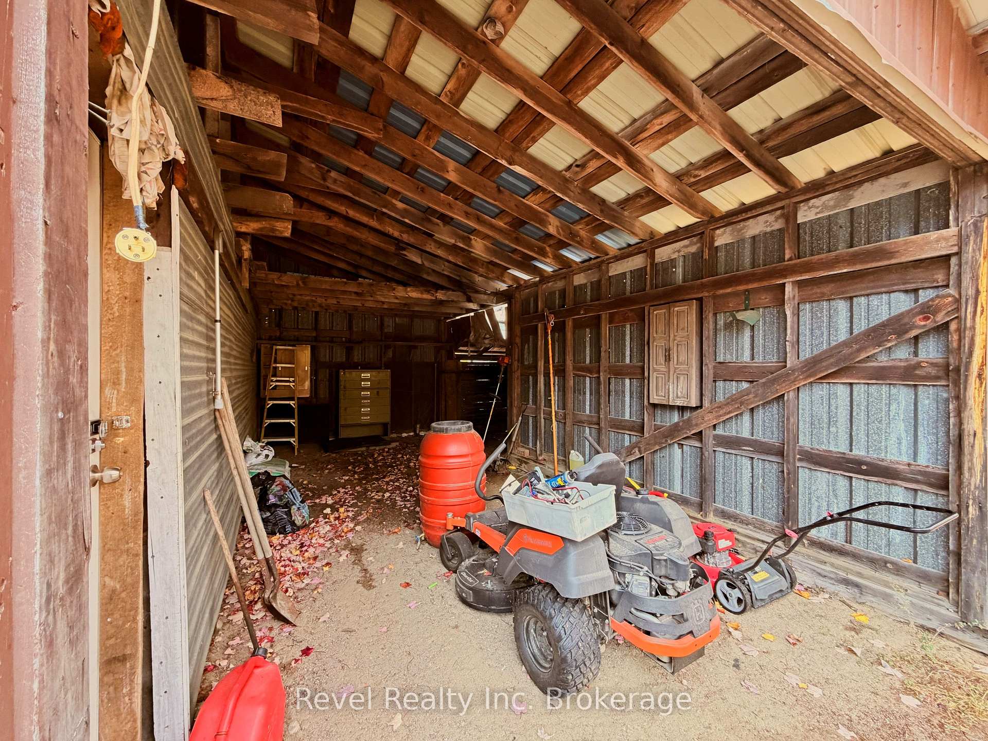 Photo 35 of 140 Bluesea Road SW, Bonfield — HOMEH