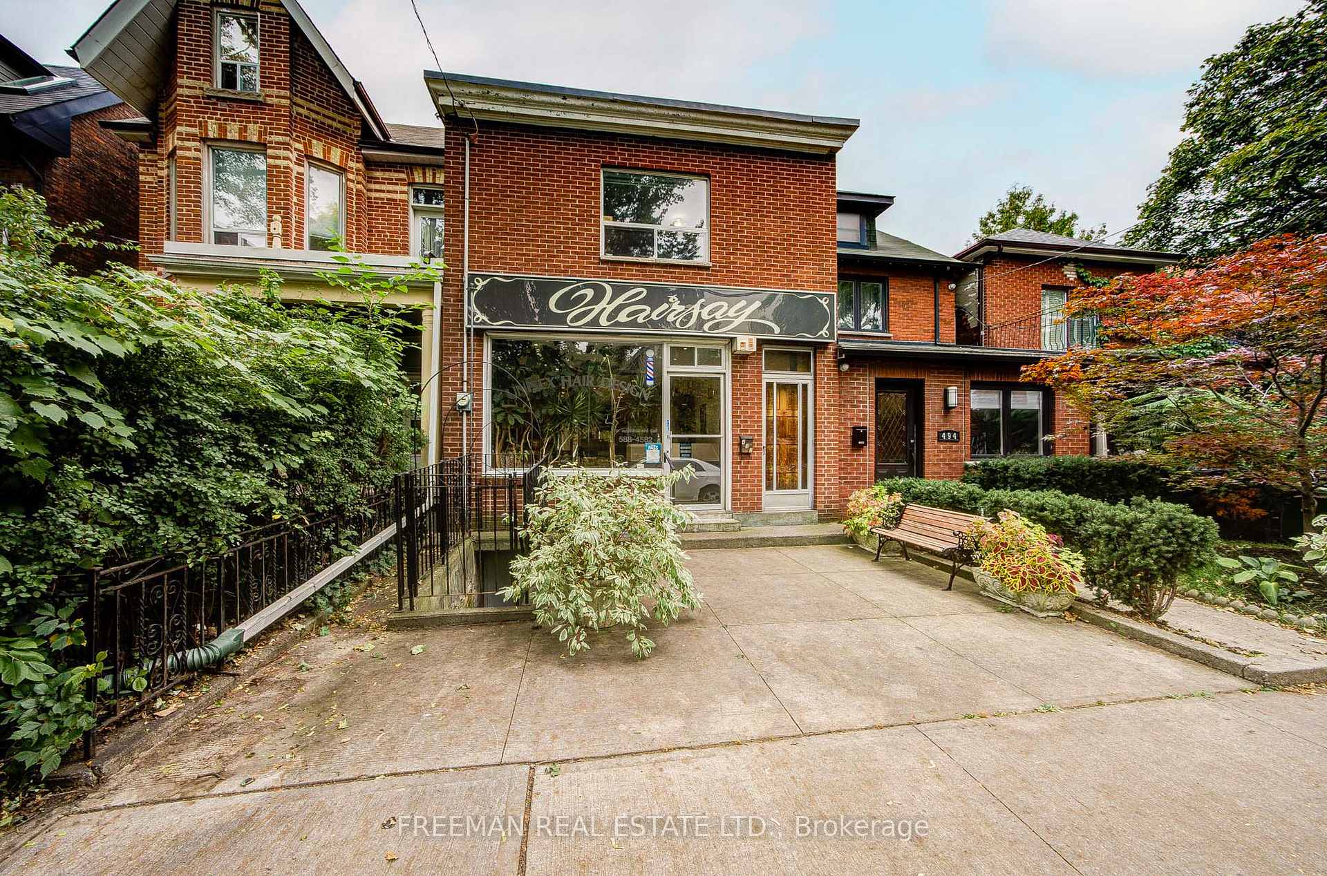 Photo 2 of 492 Manning Avenue, Toronto, Palmerston-Little Italy — HOMEH