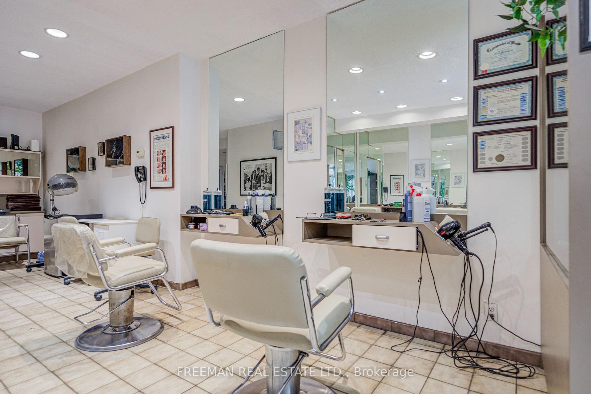 Photo 11 of 492 Manning Avenue, Toronto, Palmerston-Little Italy — HOMEH