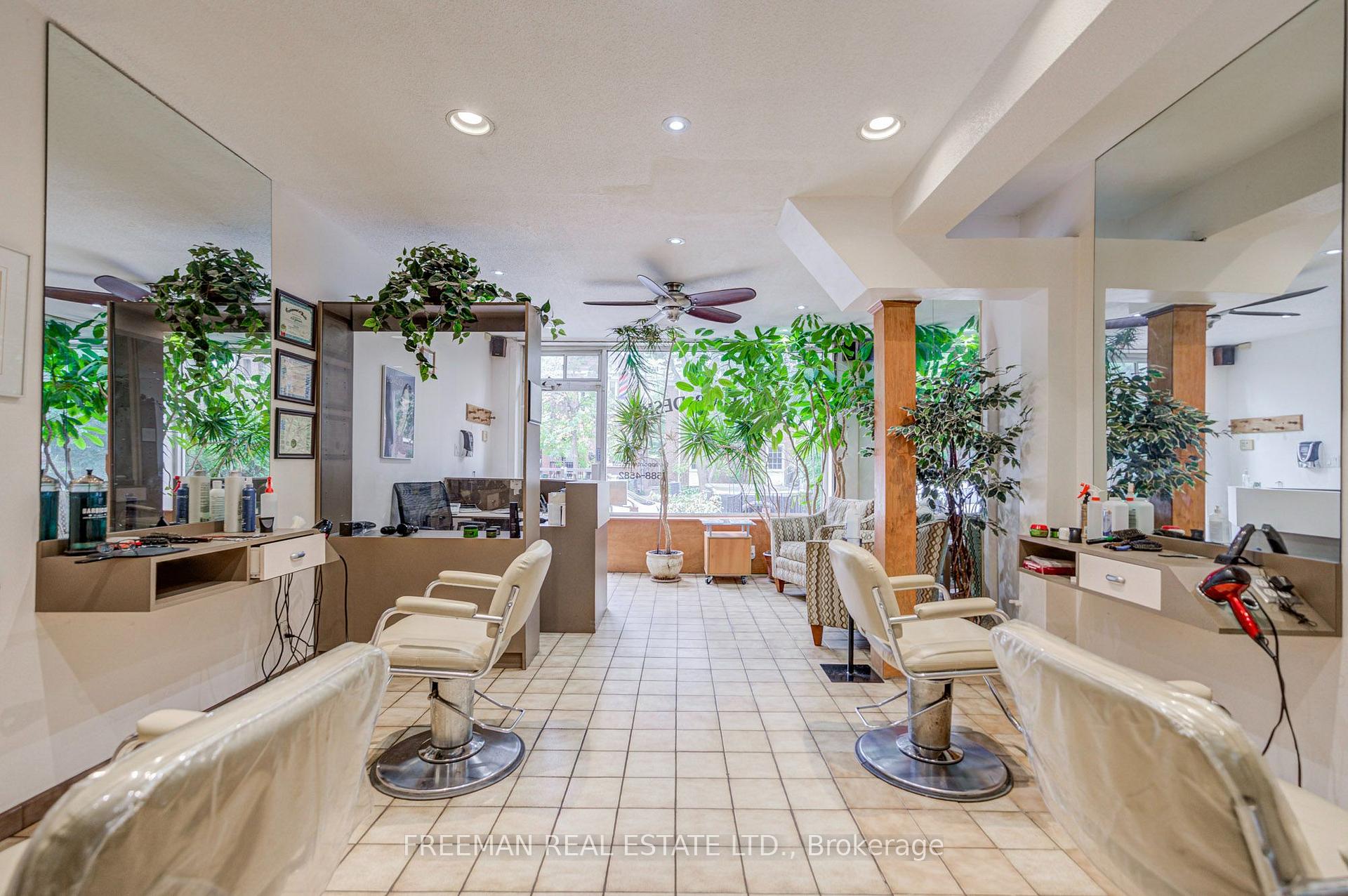 Photo 13 of 492 Manning Avenue, Toronto, Palmerston-Little Italy — HOMEH