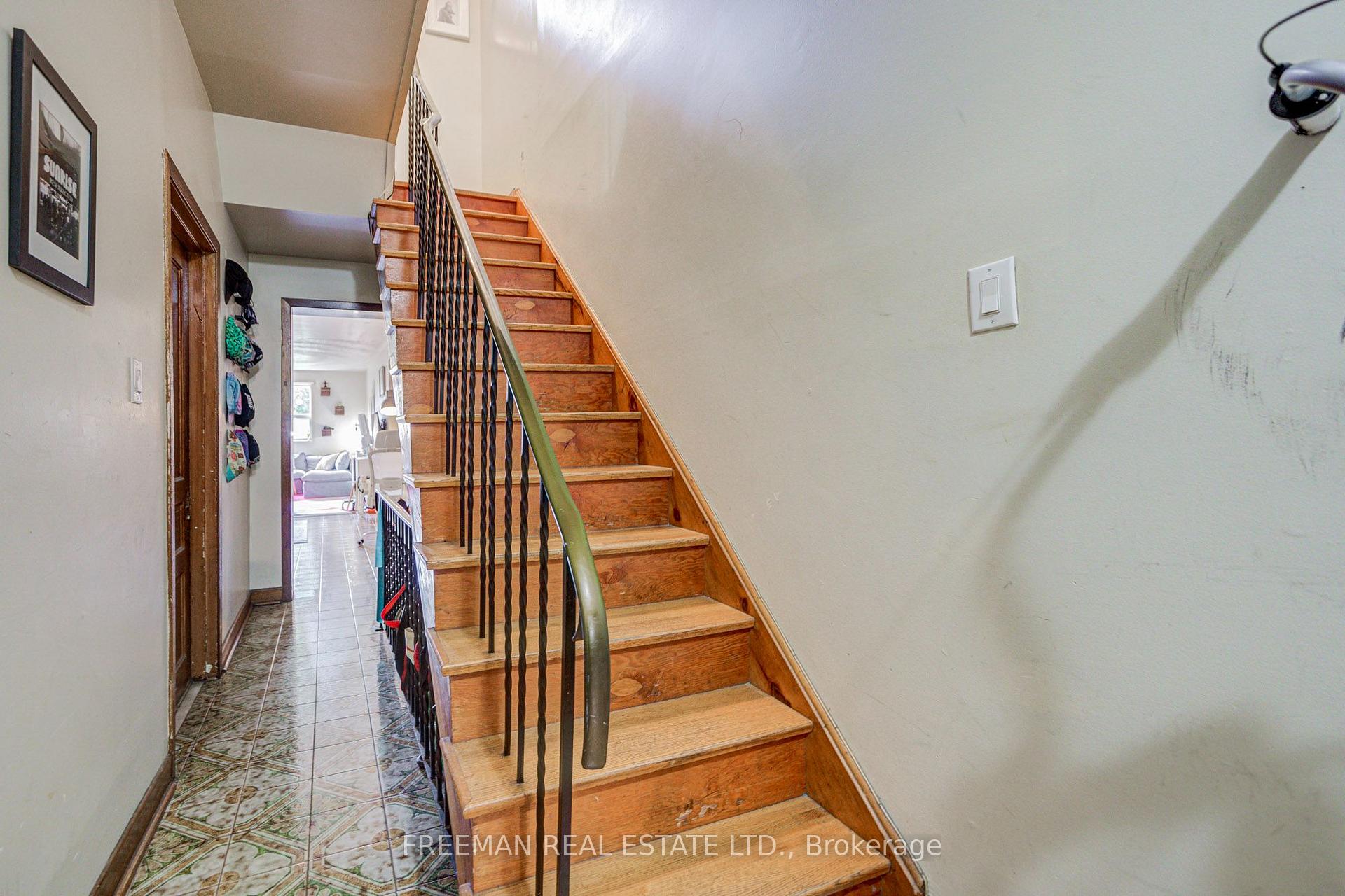Photo 23 of 492 Manning Avenue, Toronto, Palmerston-Little Italy — HOMEH