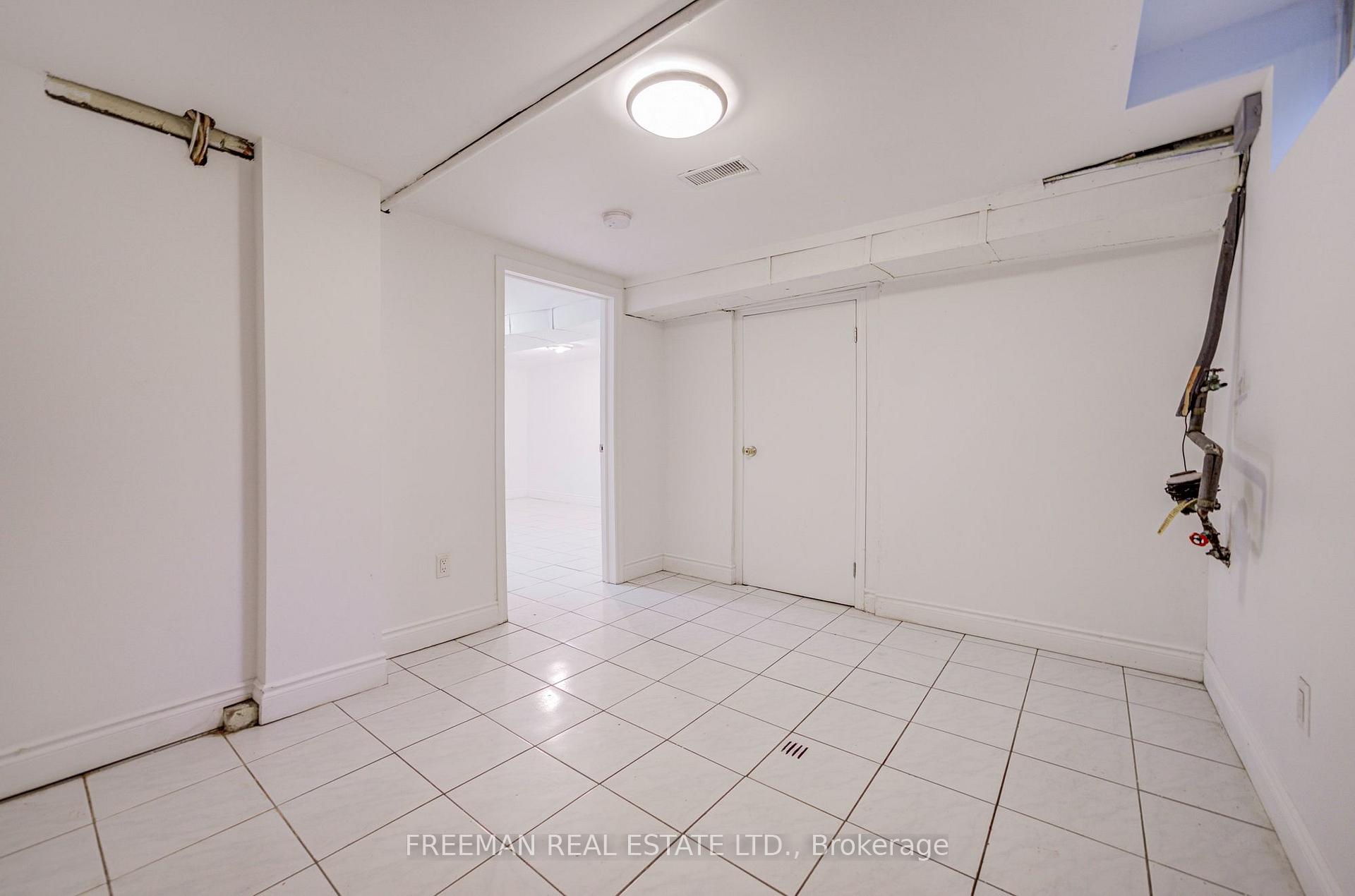 Photo 28 of 492 Manning Avenue, Toronto, Palmerston-Little Italy — HOMEH