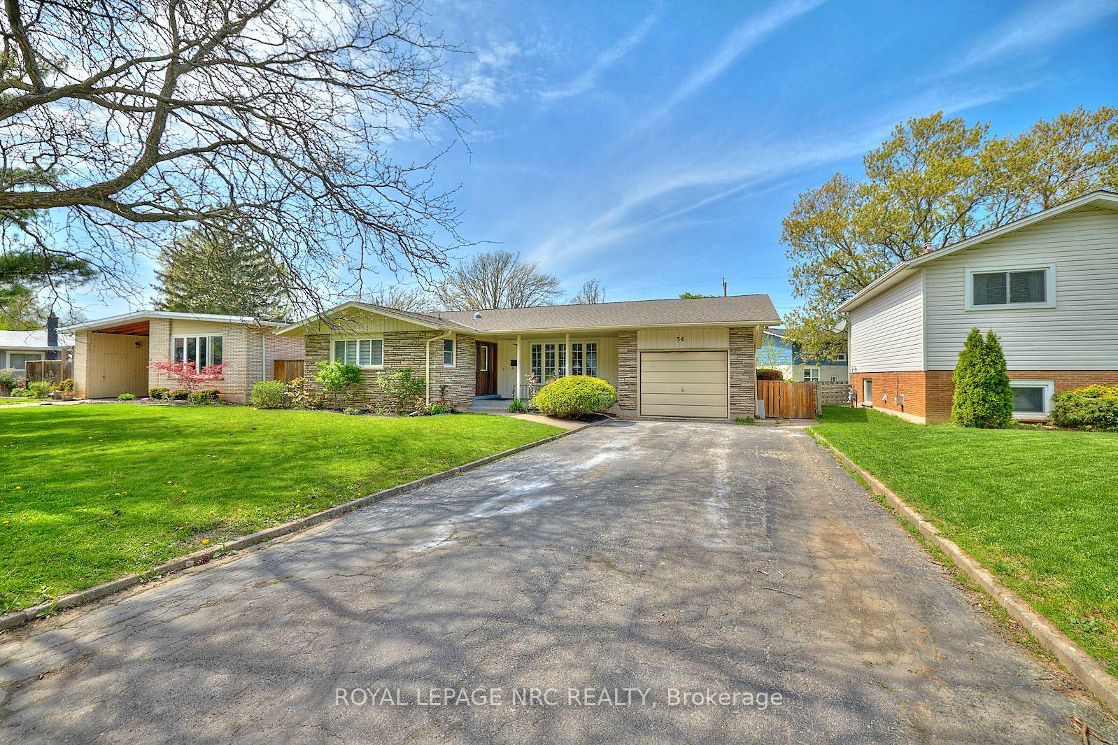 Photo 2 of 36 Valerie Drive, St. Catharines, Glendale/Glenridge — HOMEH