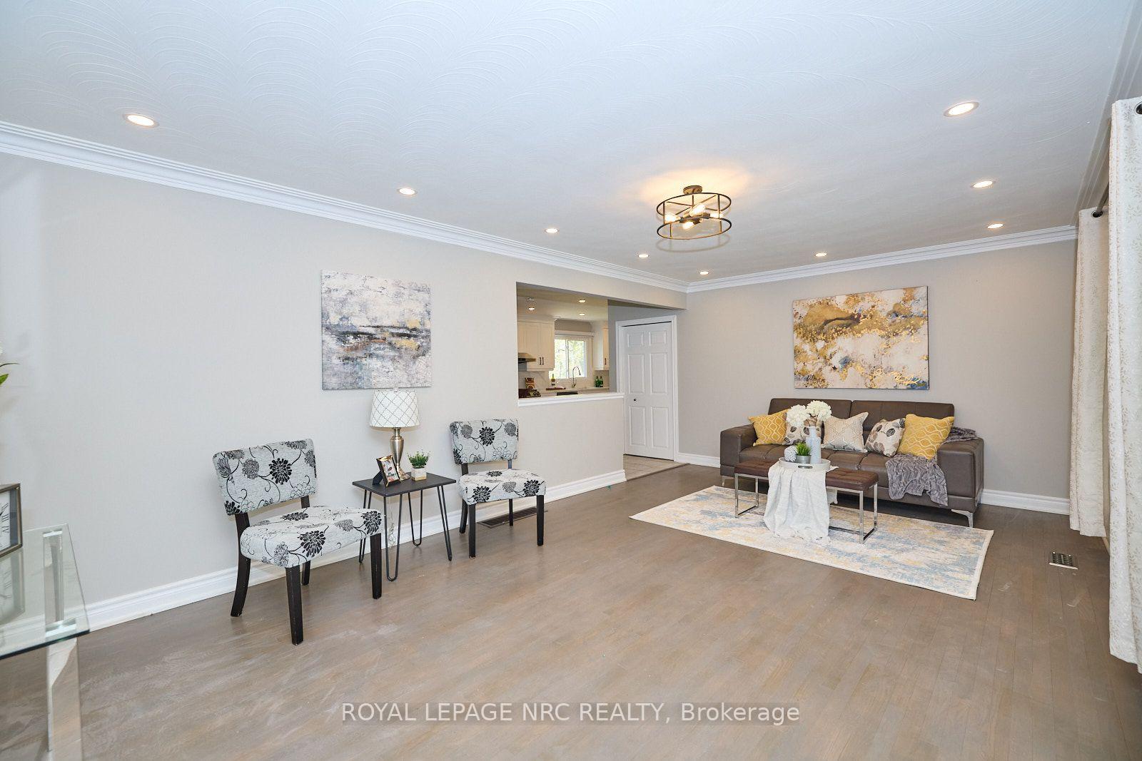 Photo 12 of 36 Valerie Drive, St. Catharines, Glendale/Glenridge — HOMEH
