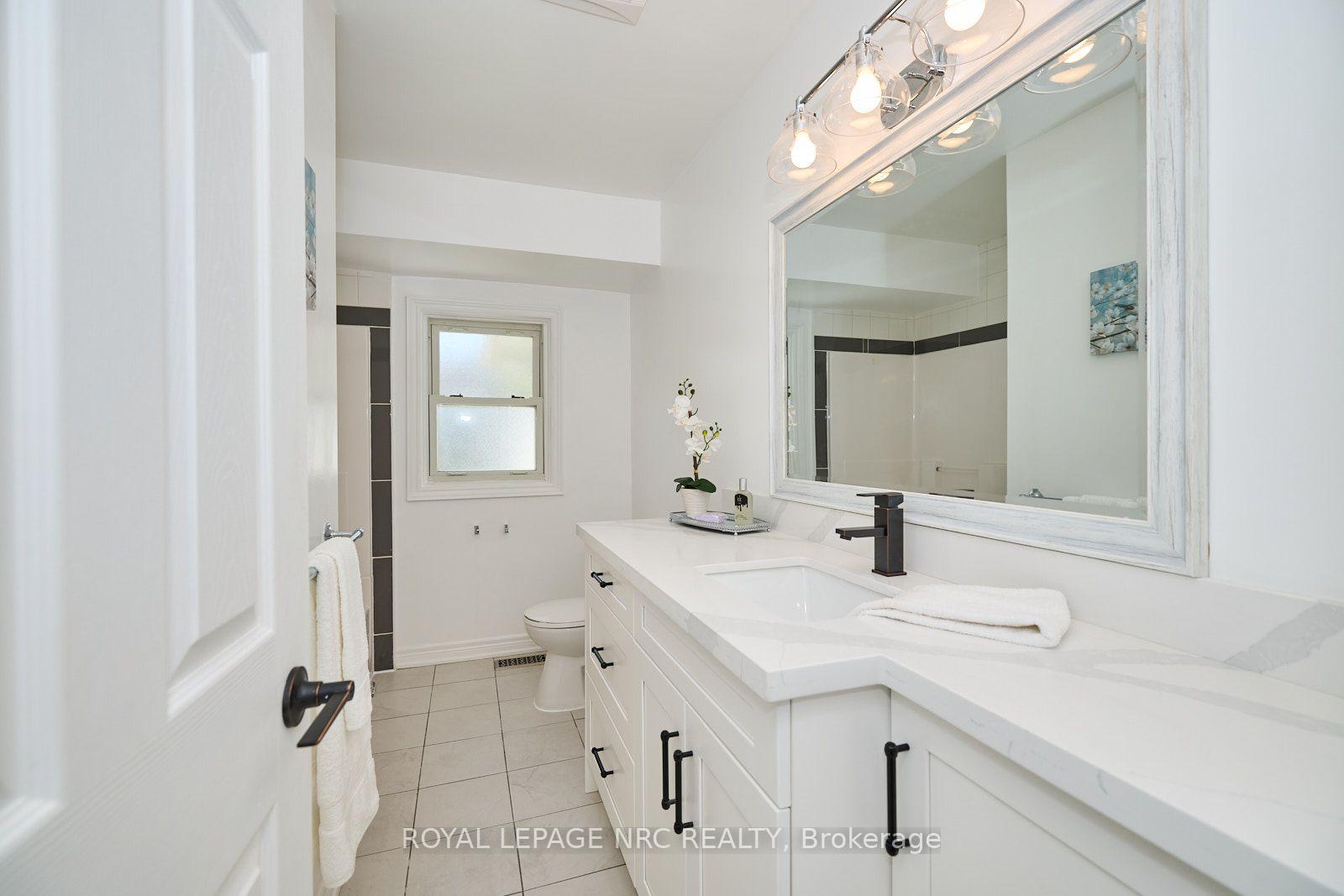 Photo 21 of 36 Valerie Drive, St. Catharines, Glendale/Glenridge — HOMEH