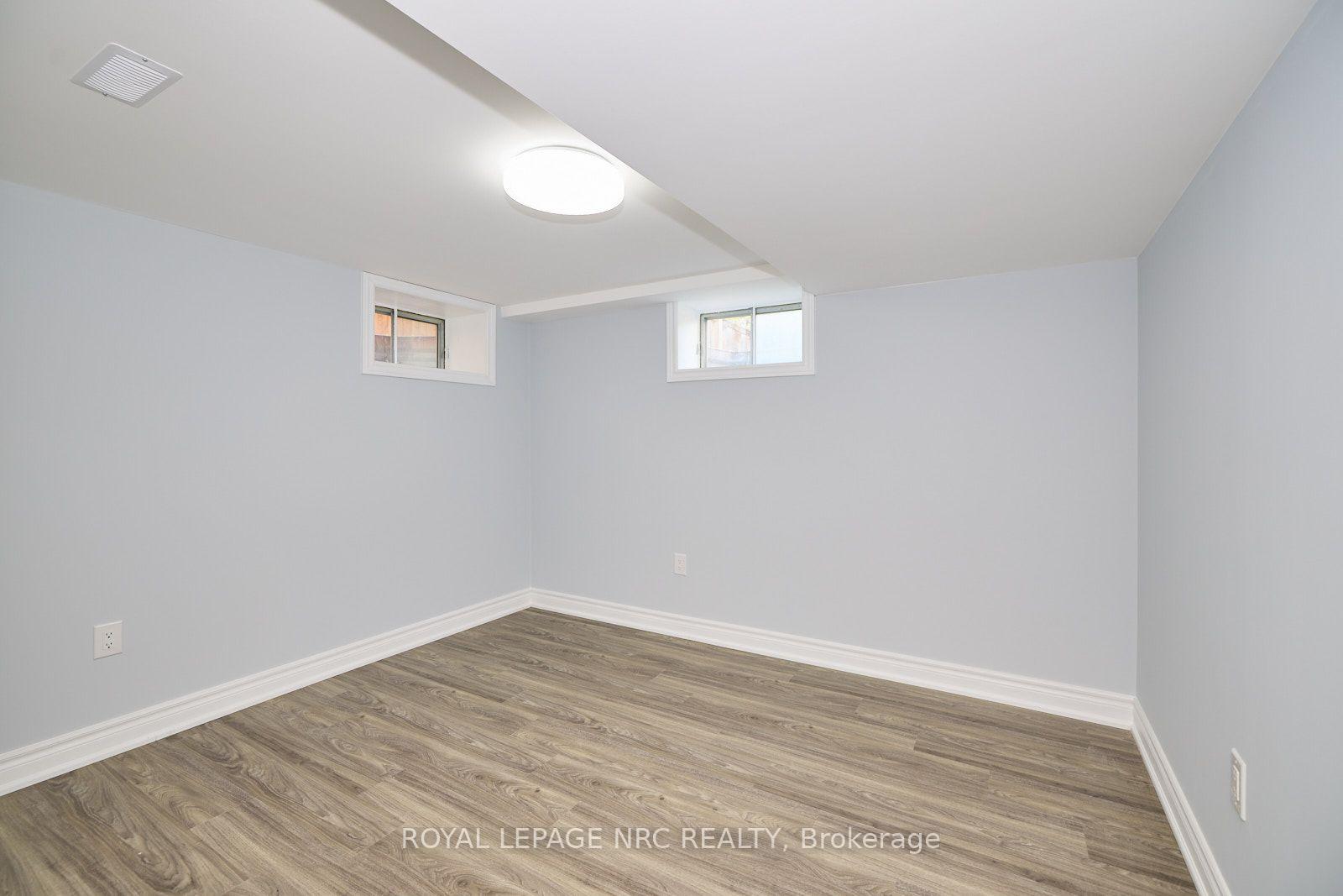 Photo 32 of 36 Valerie Drive, St. Catharines, Glendale/Glenridge — HOMEH
