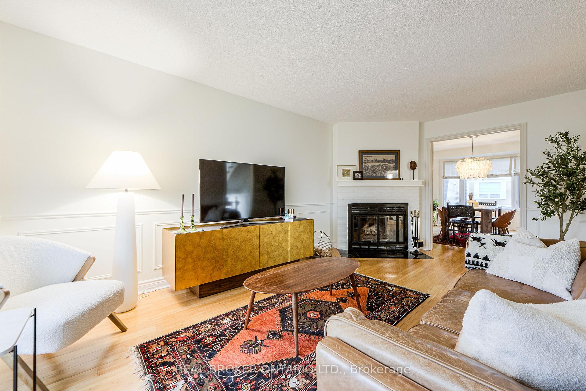 Photo 7 of Unit 6, 45 Birchmount Road, Scarborough, Birchcliffe-Cliffside — HOMEH