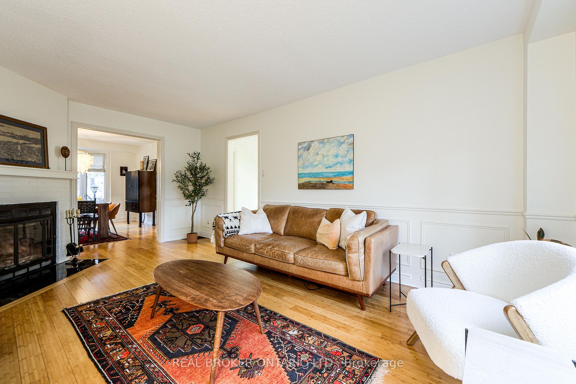 Photo 10 of Unit 6, 45 Birchmount Road, Scarborough, Birchcliffe-Cliffside — HOMEH