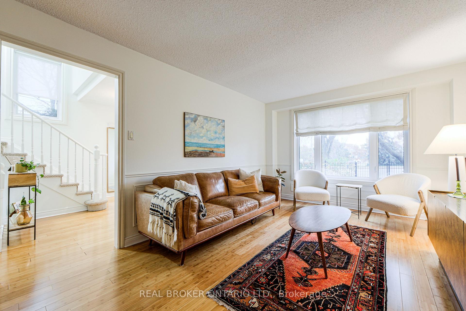 Photo 11 of Unit 6, 45 Birchmount Road, Scarborough, Birchcliffe-Cliffside — HOMEH