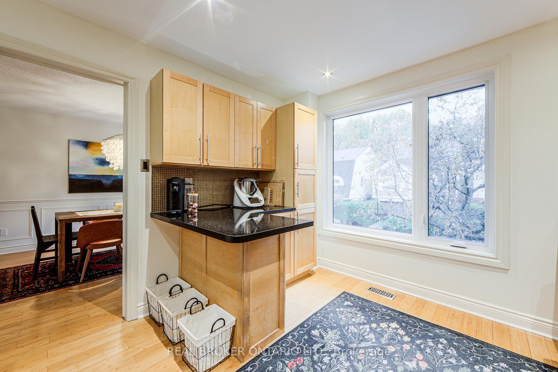 Photo 18 of Unit 6, 45 Birchmount Road, Scarborough, Birchcliffe-Cliffside — HOMEH