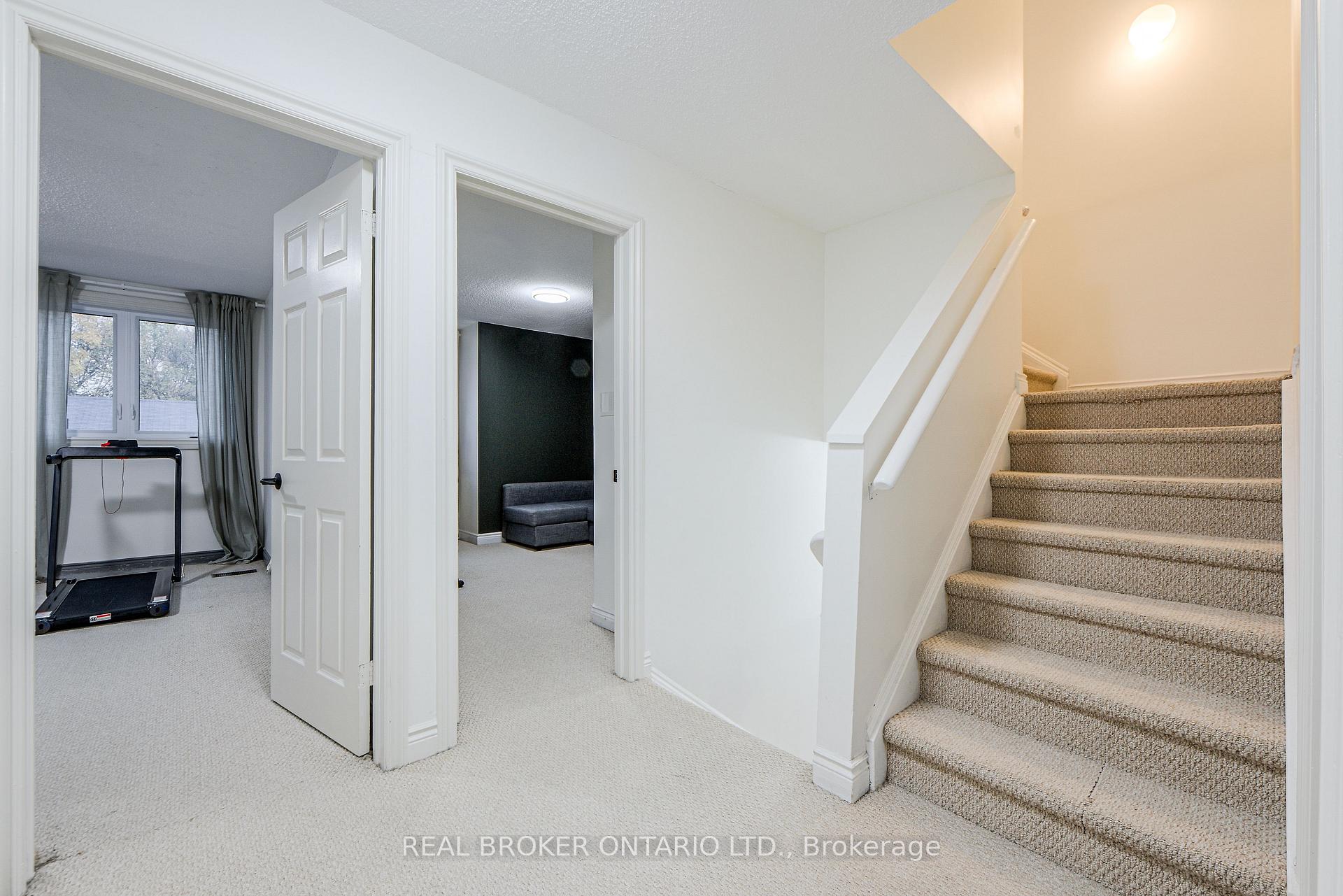 Photo 20 of Unit 6, 45 Birchmount Road, Scarborough, Birchcliffe-Cliffside — HOMEH