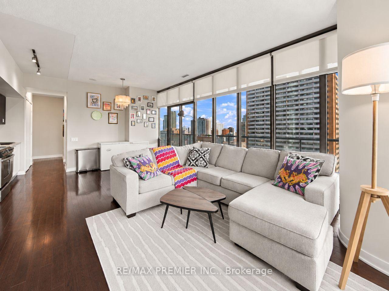 Photo 16 of Unit 1405, 33 Charles Street E, Toronto, Church-Yonge Corridor — HOMEH