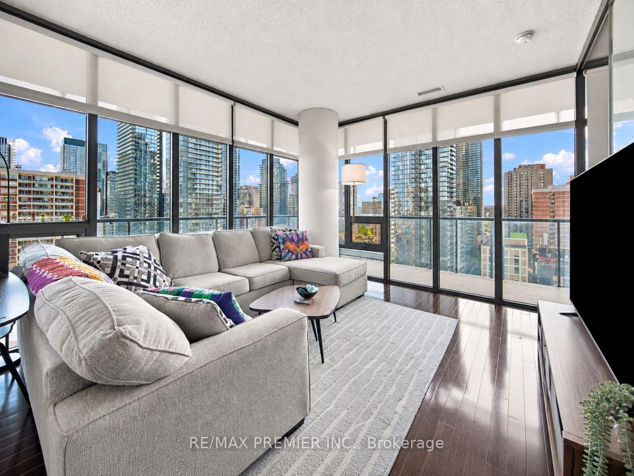 Photo 18 of Unit 1405, 33 Charles Street E, Toronto, Church-Yonge Corridor — HOMEH
