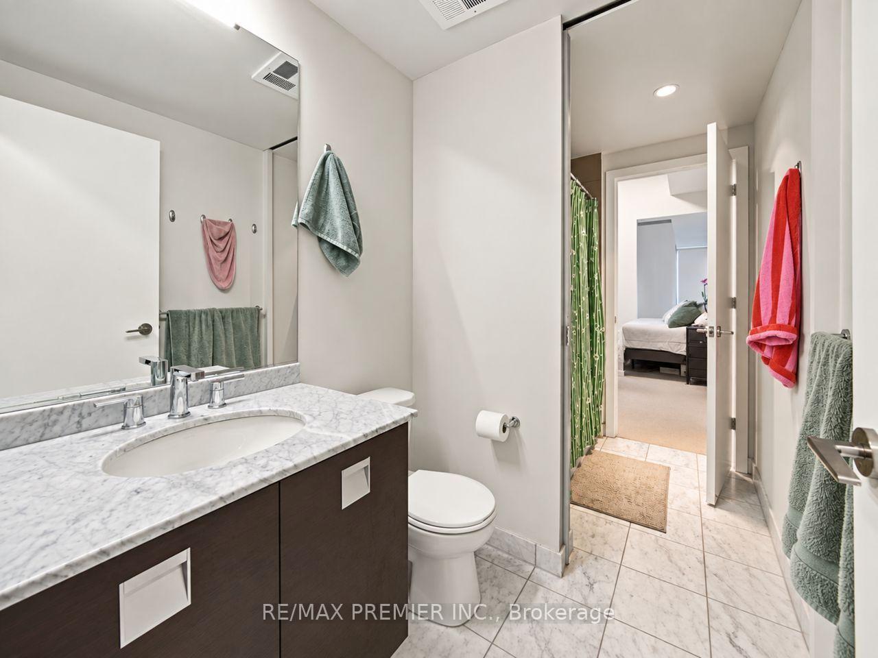 Photo 25 of Unit 1405, 33 Charles Street E, Toronto, Church-Yonge Corridor — HOMEH