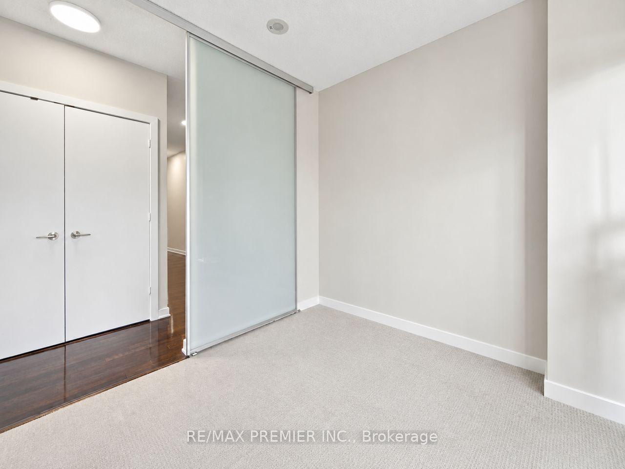 Photo 27 of Unit 1405, 33 Charles Street E, Toronto, Church-Yonge Corridor — HOMEH