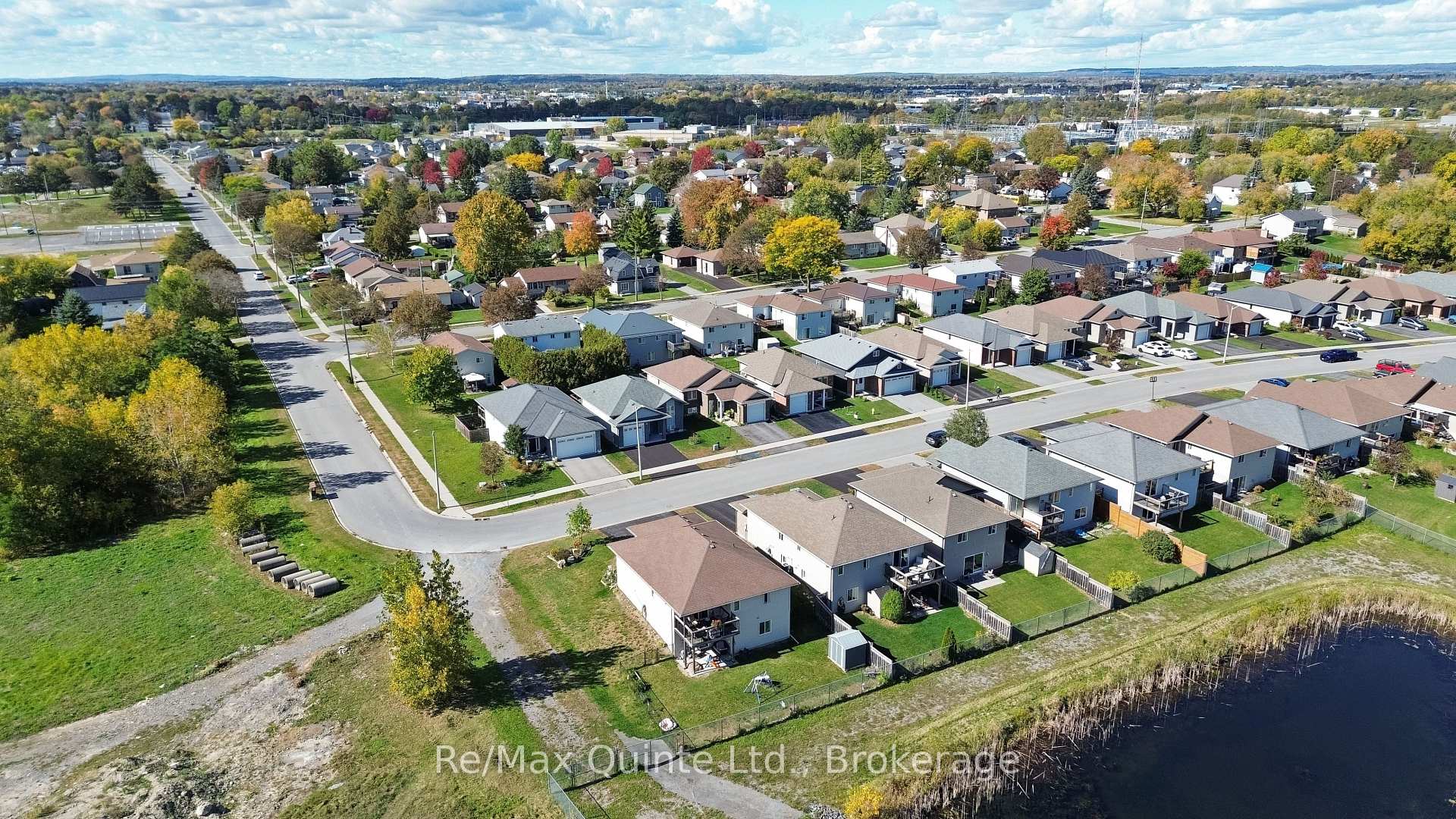Photo 2 of Unit A, 110 Greenhill Lane, Belleville, Belleville Ward — HOMEH