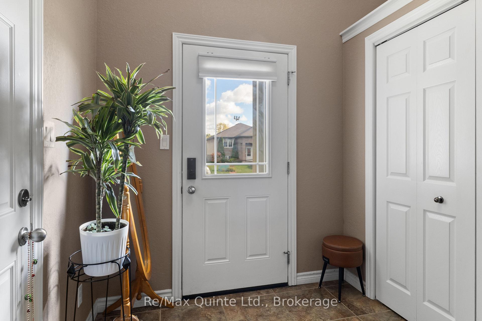 Photo 8 of Unit A, 110 Greenhill Lane, Belleville, Belleville Ward — HOMEH