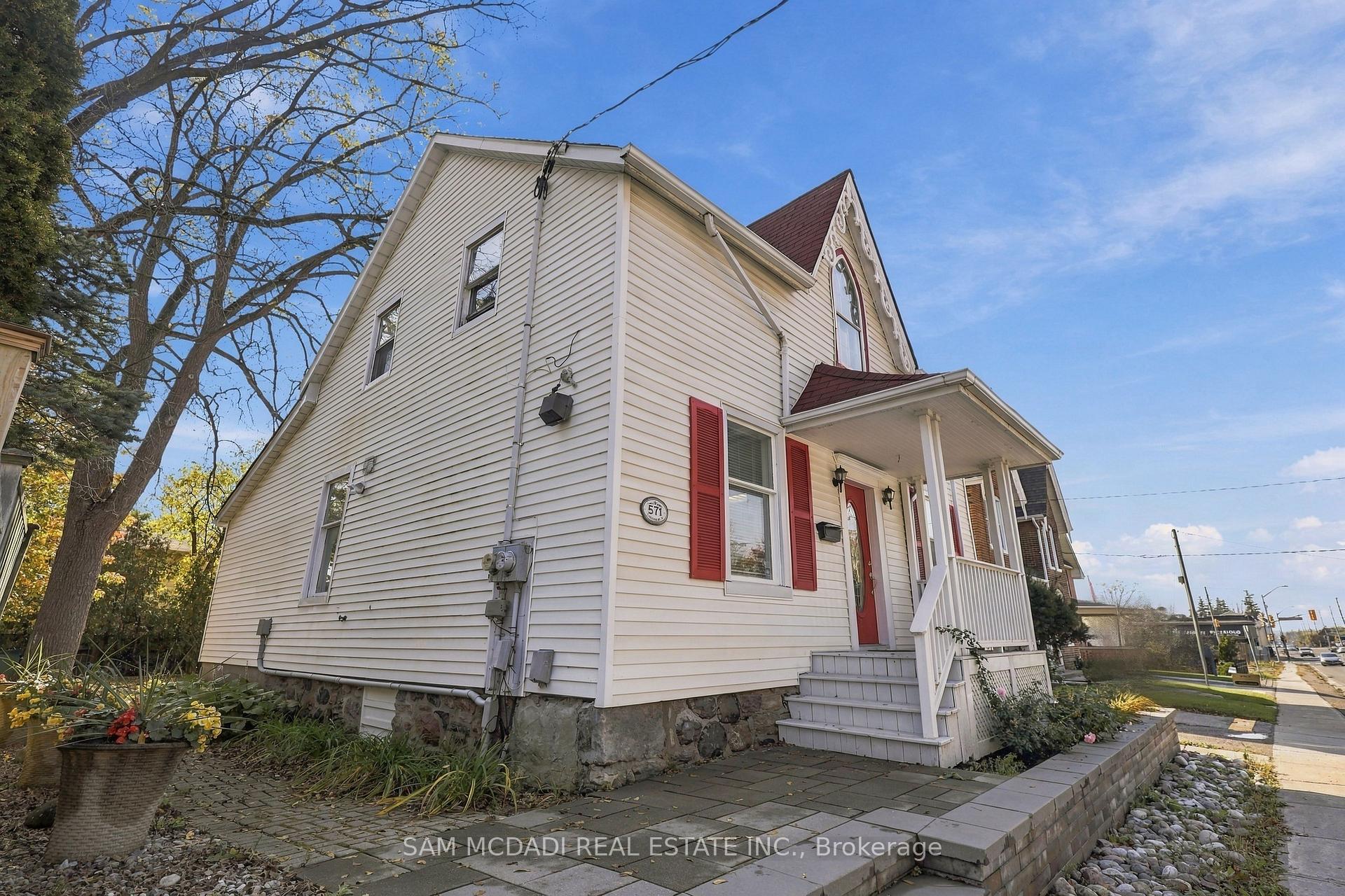 Photo 2 of 571 Kingston Road W, Ajax, Central West — HOMEH