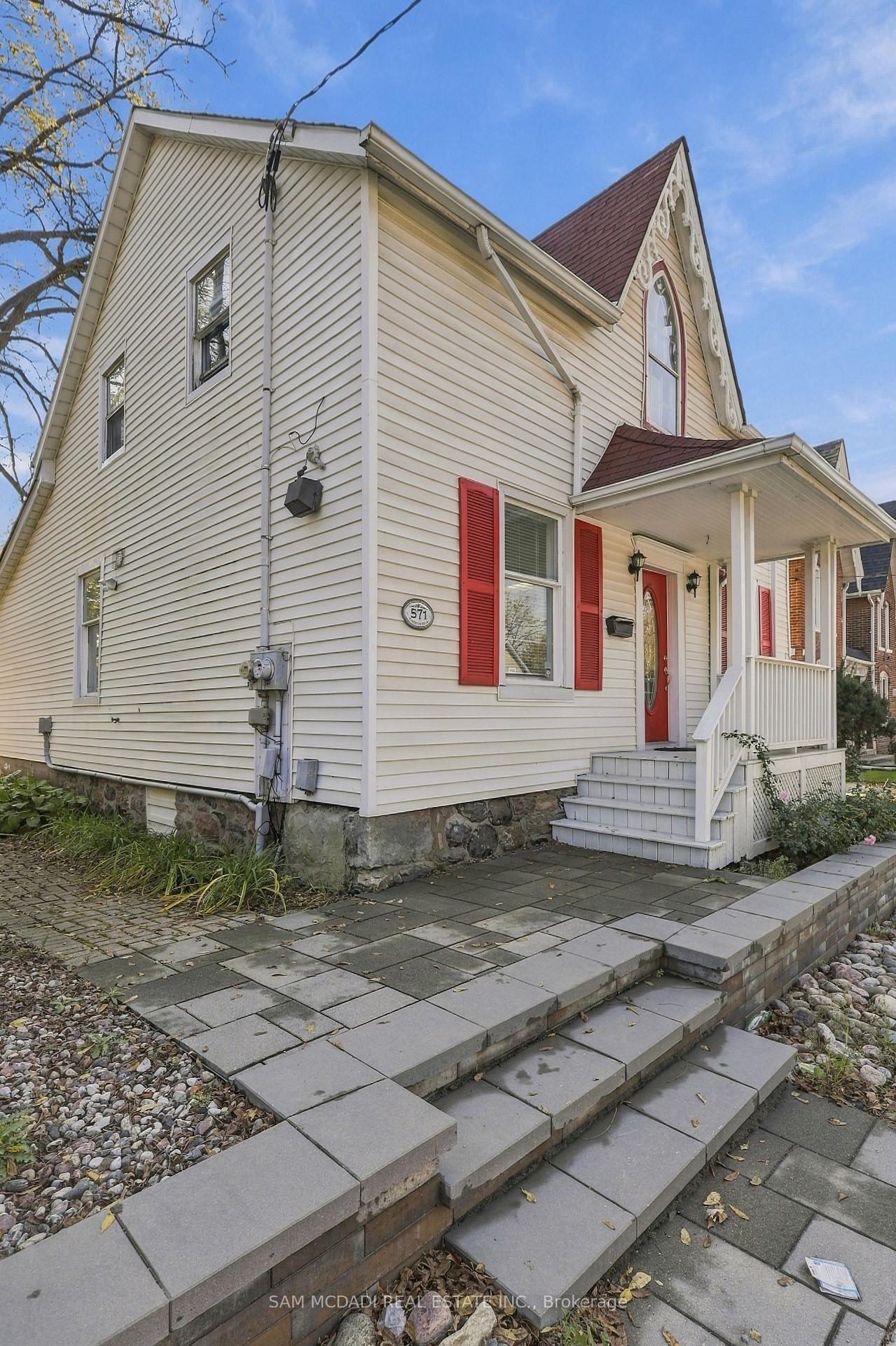 Photo 39 of 571 Kingston Road W, Ajax, Central West — HOMEH