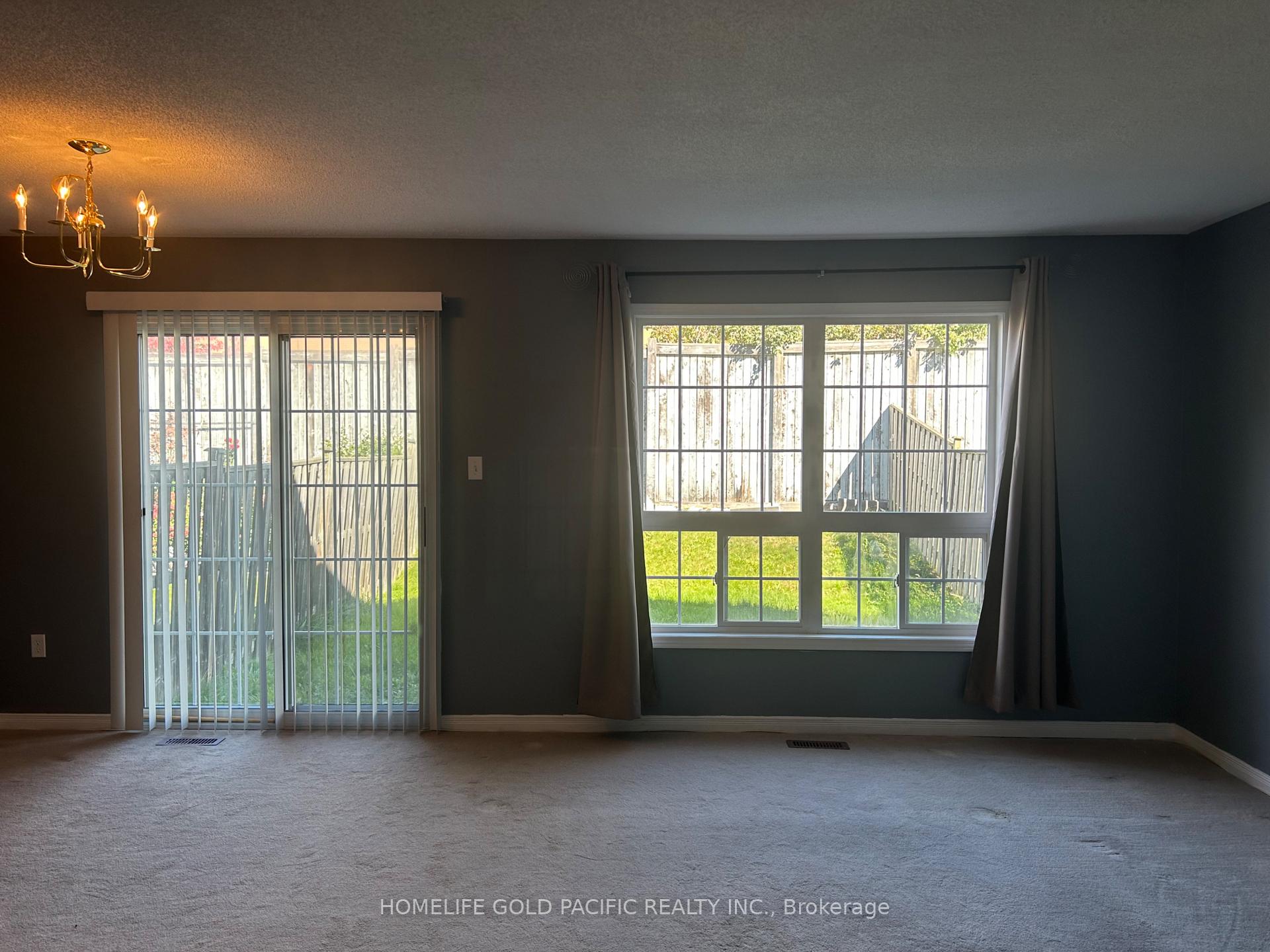 Photo 8 of 219 Hammersly Boulevard, Markham, Wismer — HOMEH