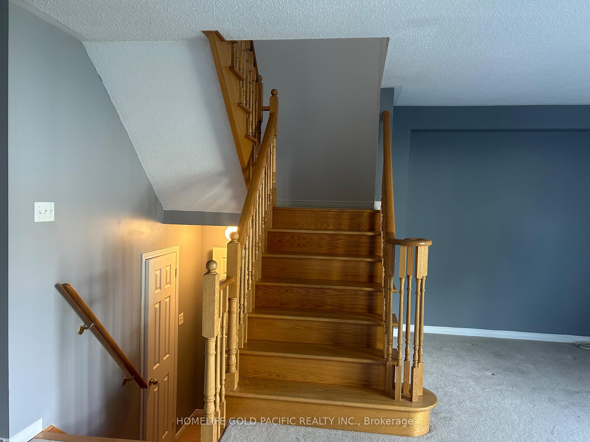 Photo 14 of 219 Hammersly Boulevard, Markham, Wismer — HOMEH
